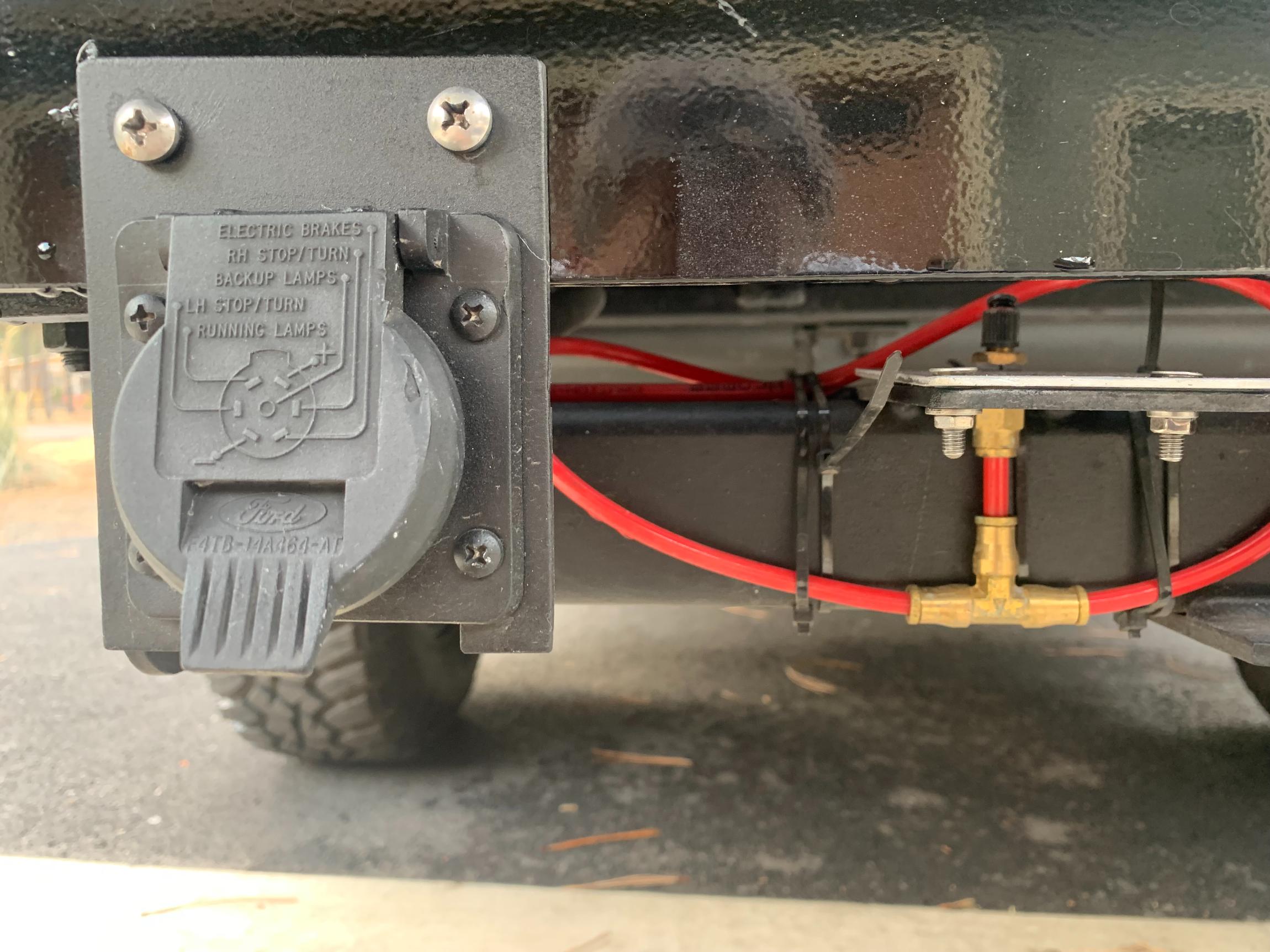 Sold: Custom 2009 Ford E-350 4×4 Camper Conversion