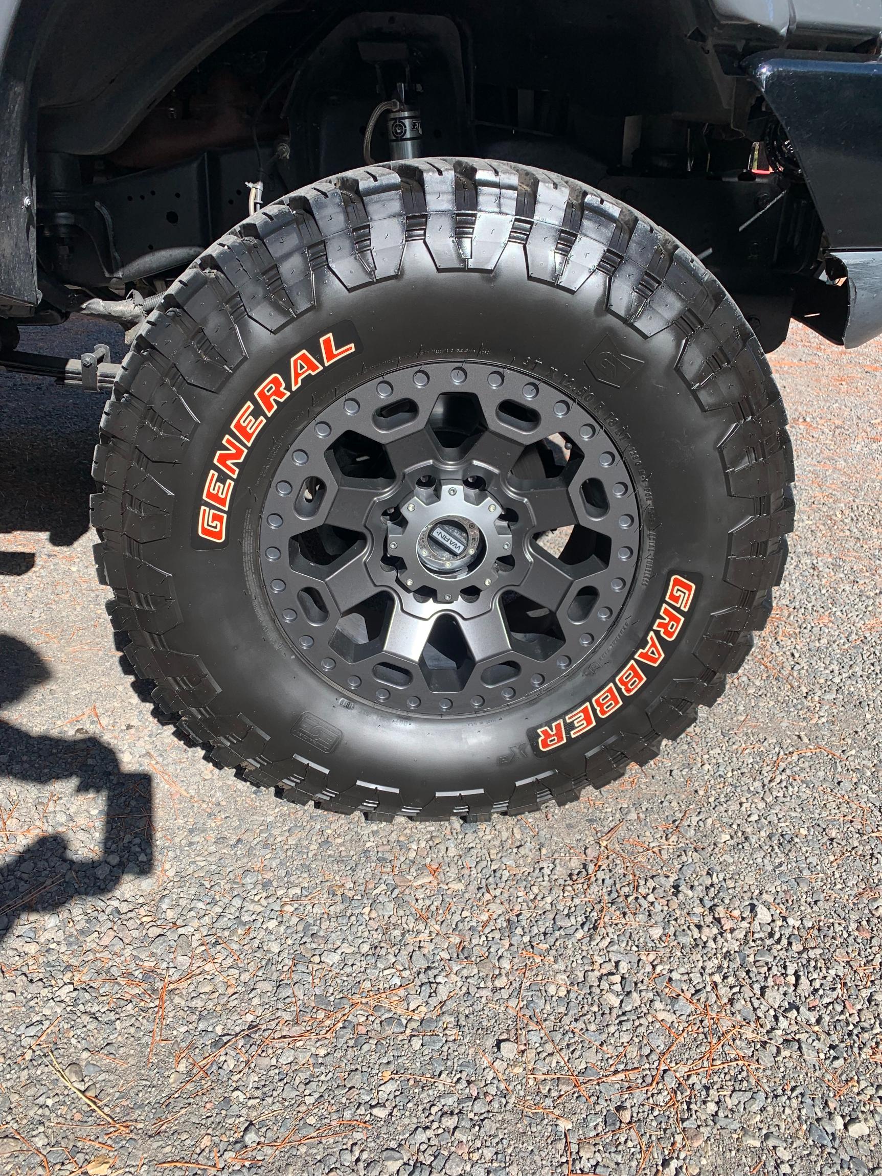 Sold: Custom 2009 Ford E-350 4×4 Camper Conversion