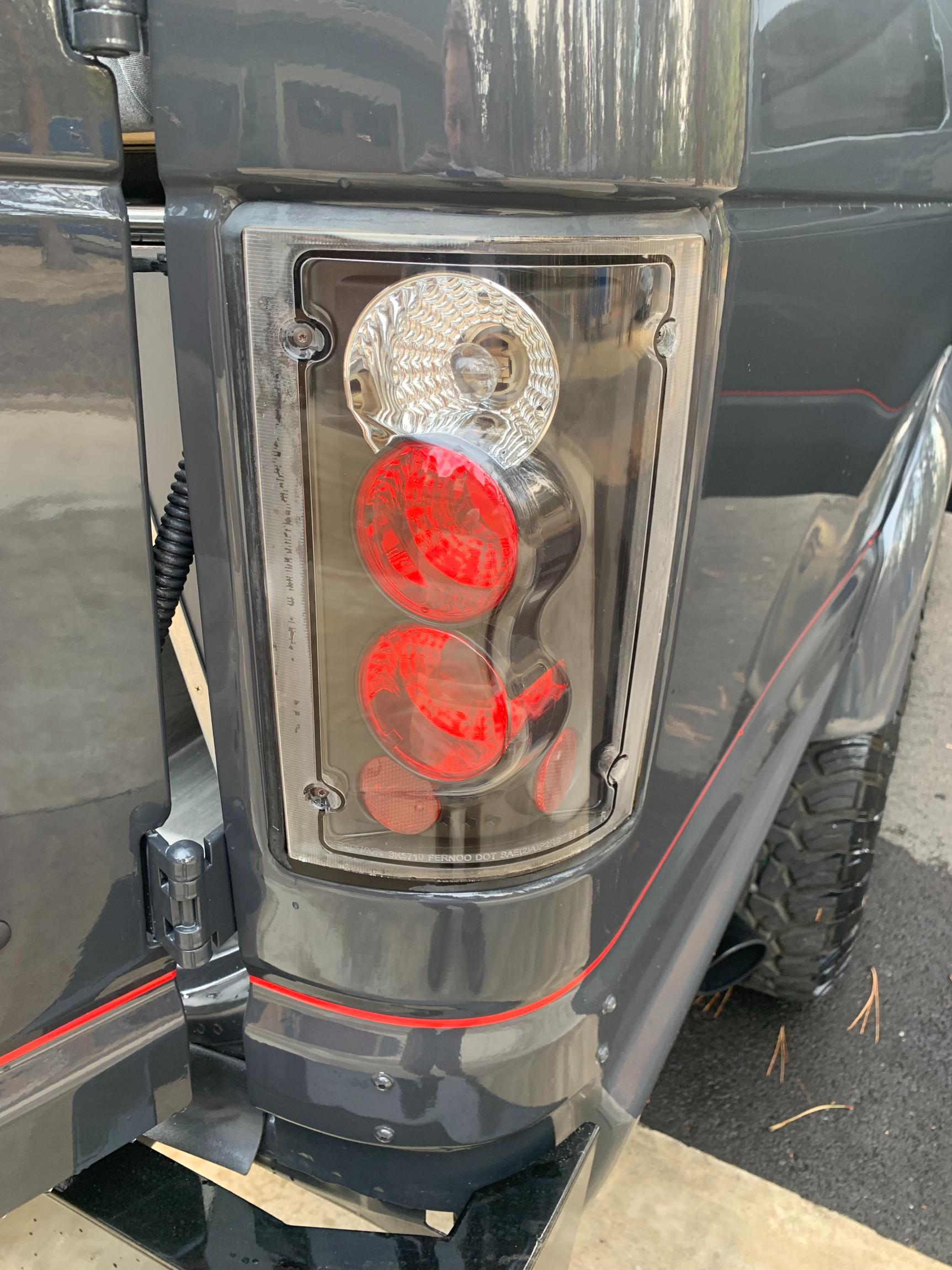 Sold: Custom 2009 Ford E-350 4×4 Camper Conversion