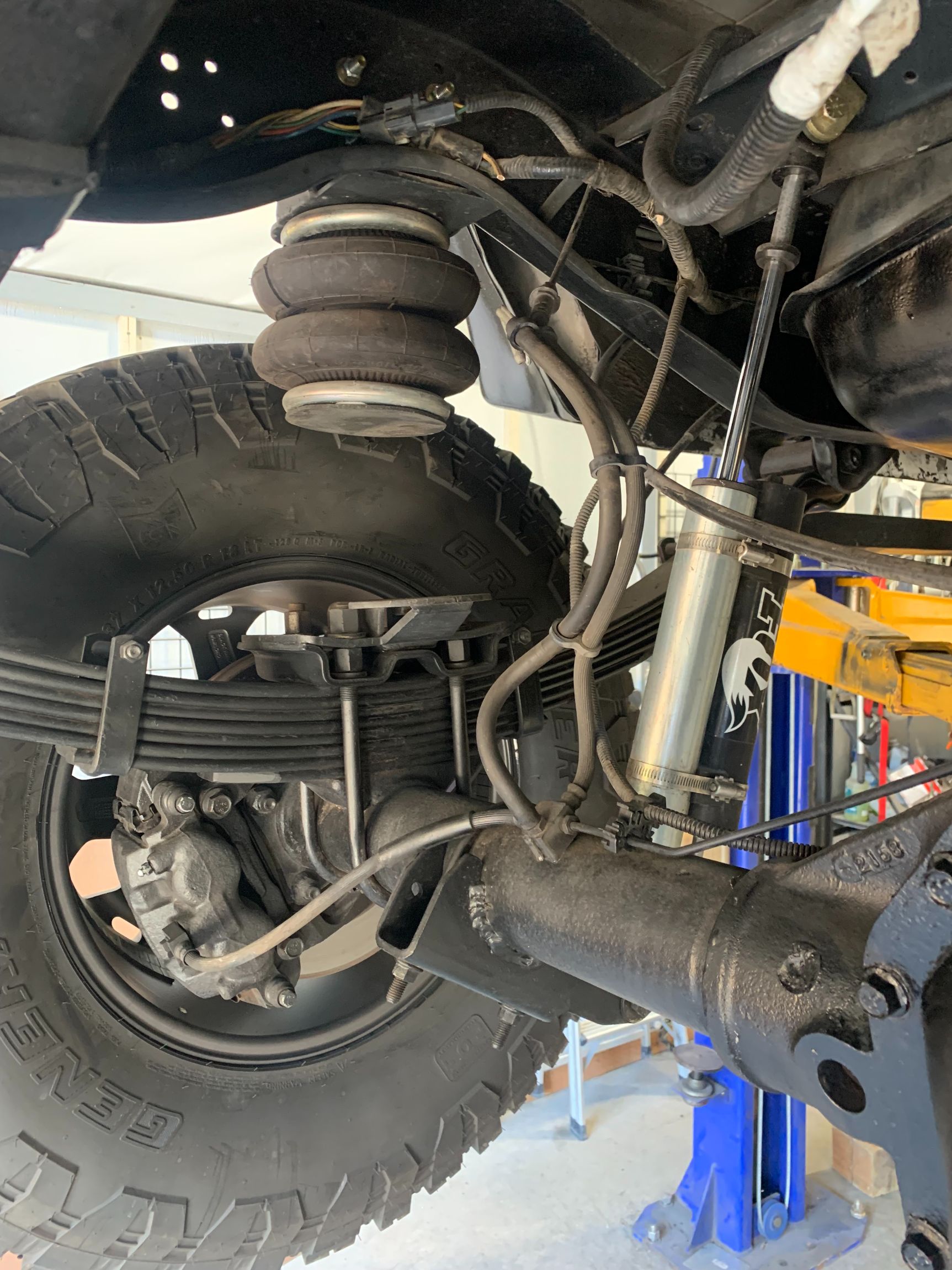 Sold: Custom 2009 Ford E-350 4×4 Camper Conversion