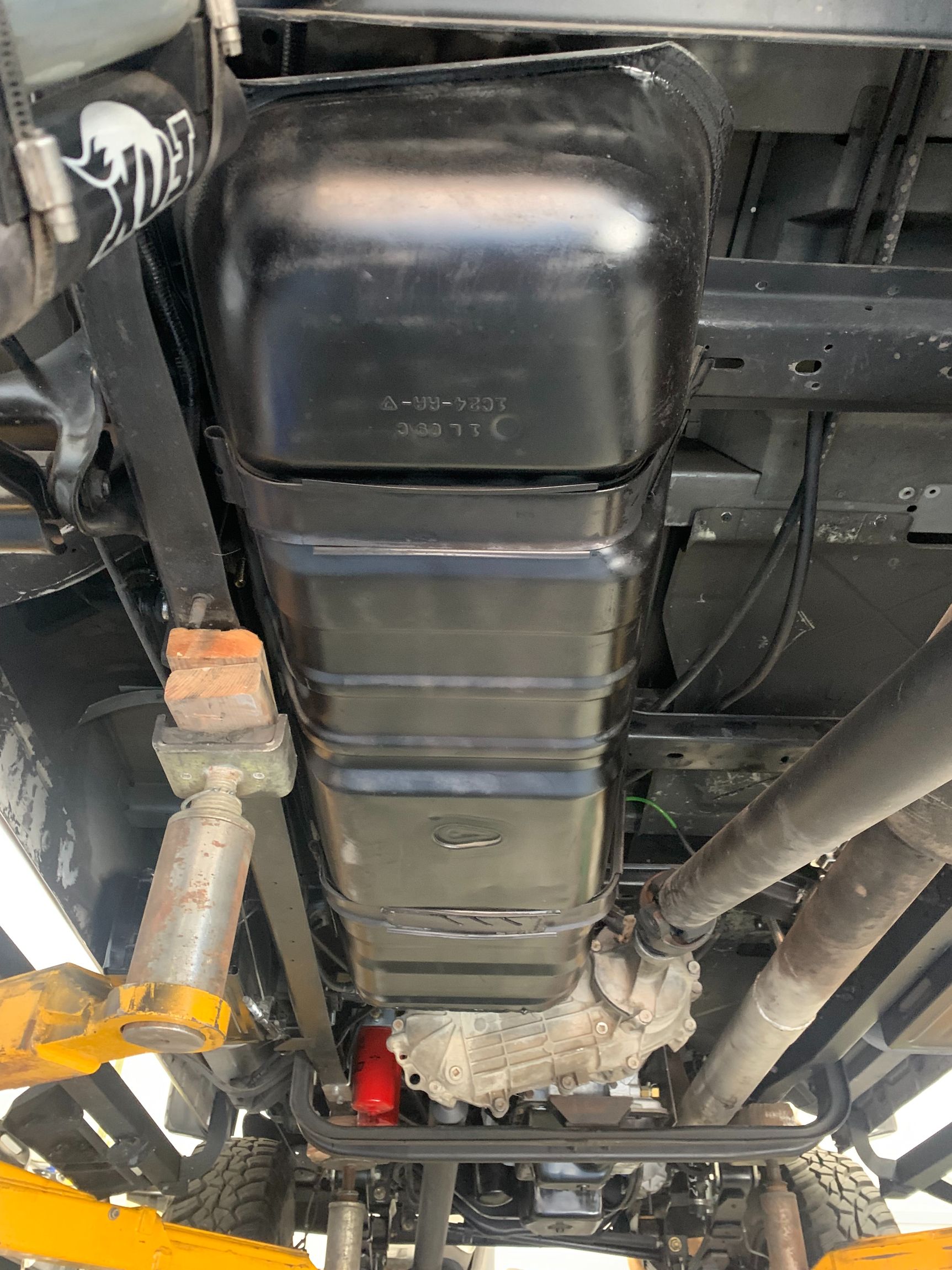 Sold: Custom 2009 Ford E-350 4×4 Camper Conversion