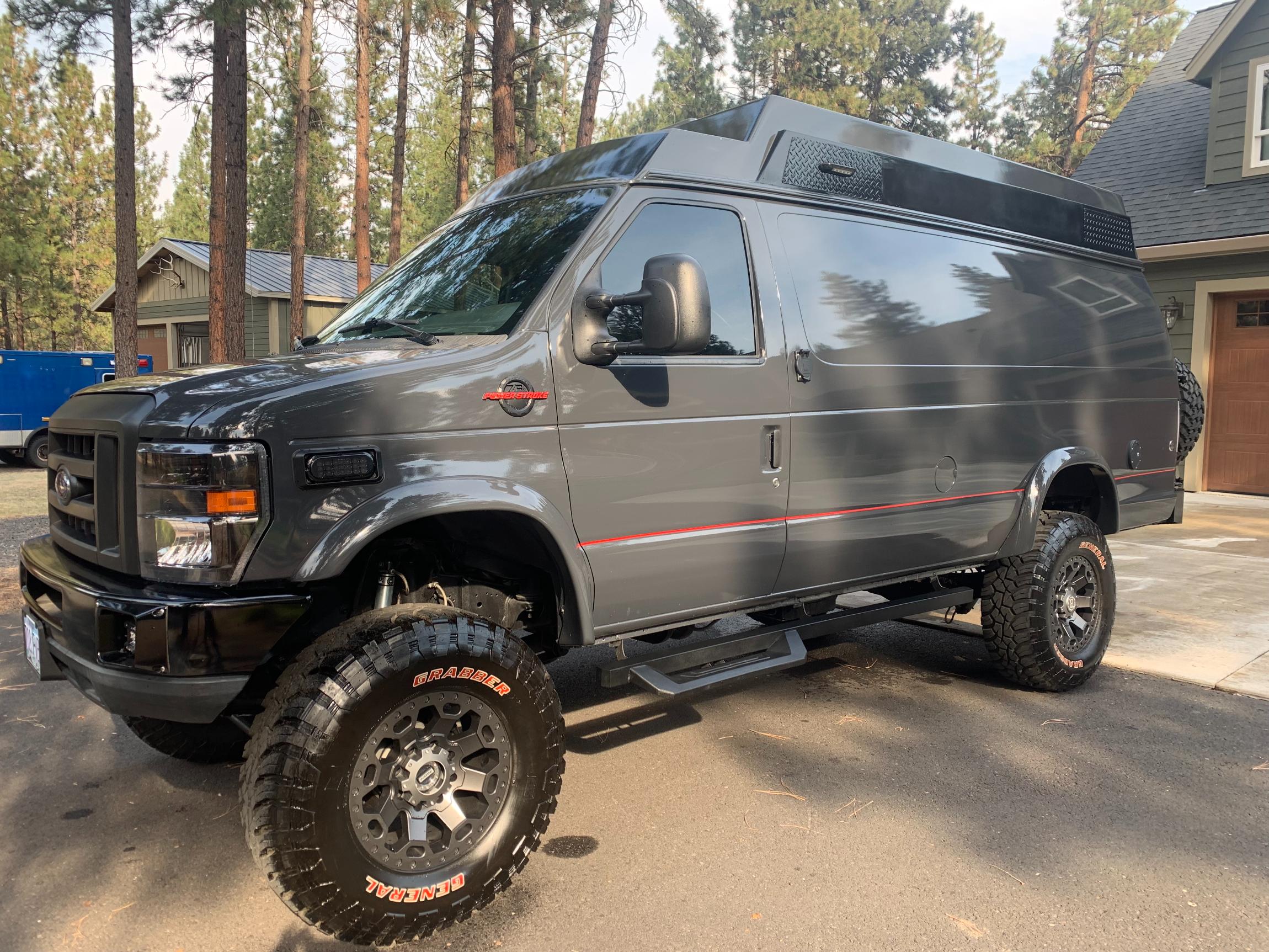 Sold: Custom 2009 Ford E-350 4×4 Camper Conversion