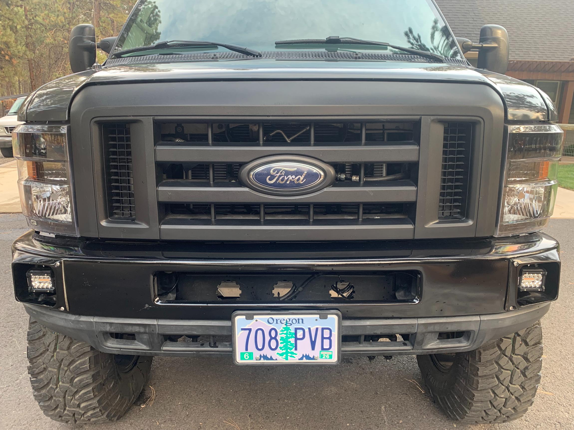 Sold: Custom 2009 Ford E-350 4×4 Camper Conversion