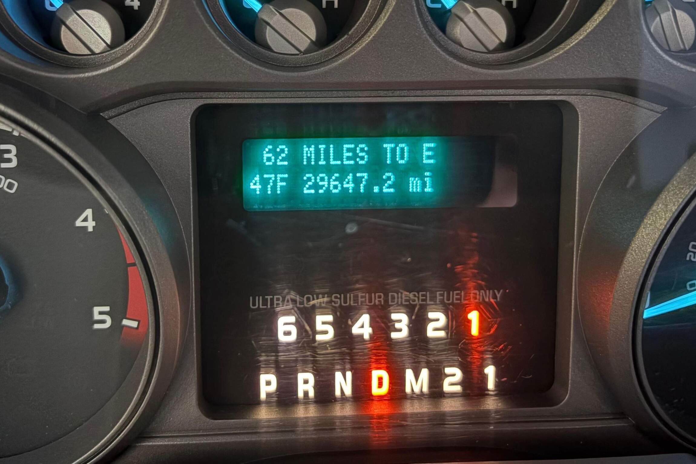 Sold: 2013 Ford F-550 Super Duty 4×4 Camper