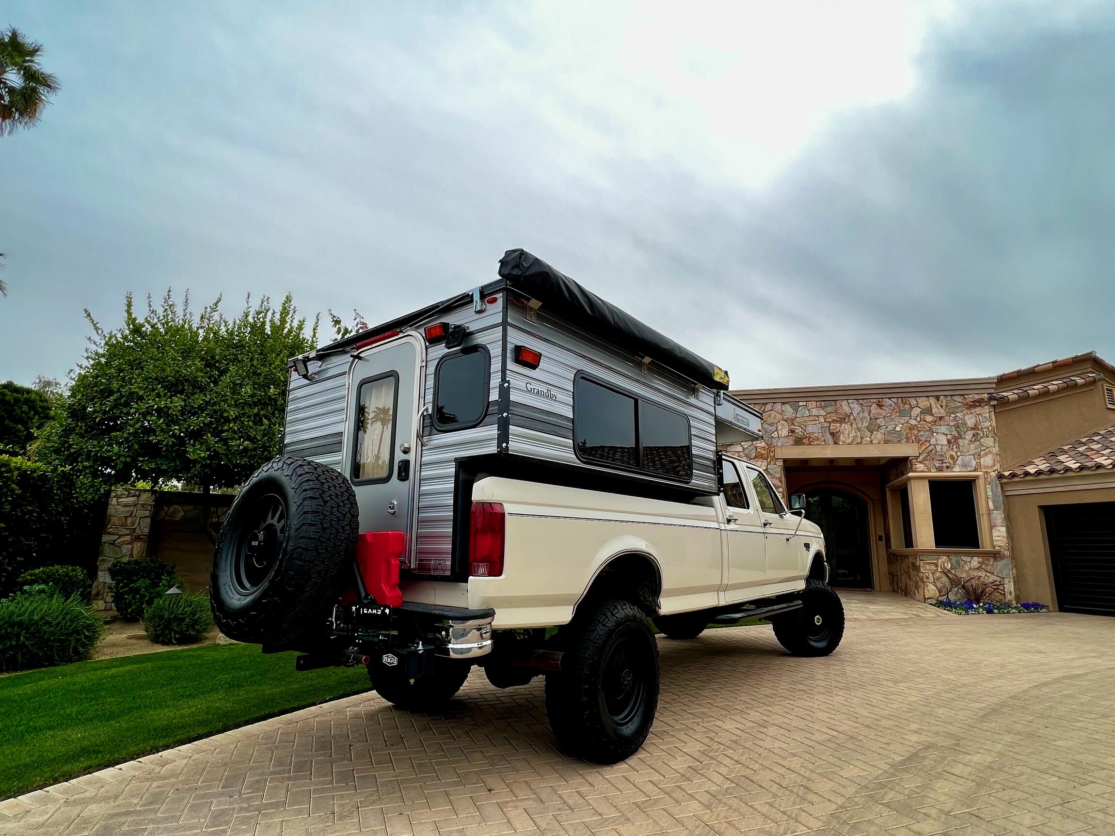 1997 Ford F-350 Power Stroke 4×4 Camper - 4