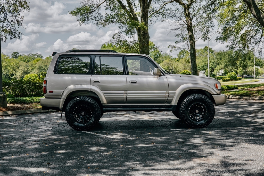 Sold: Modified 1997 Lexus LX 450