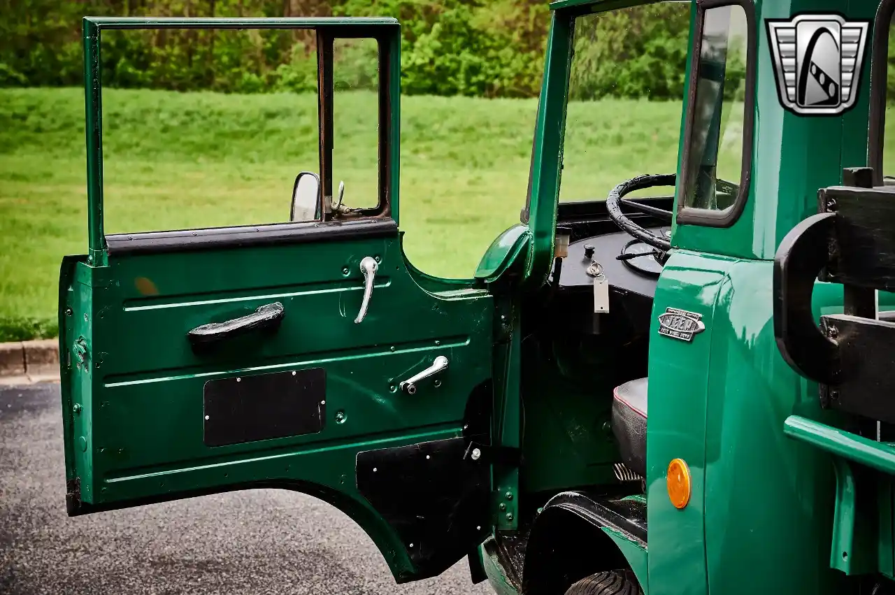 1963 Willys Jeep FC150
