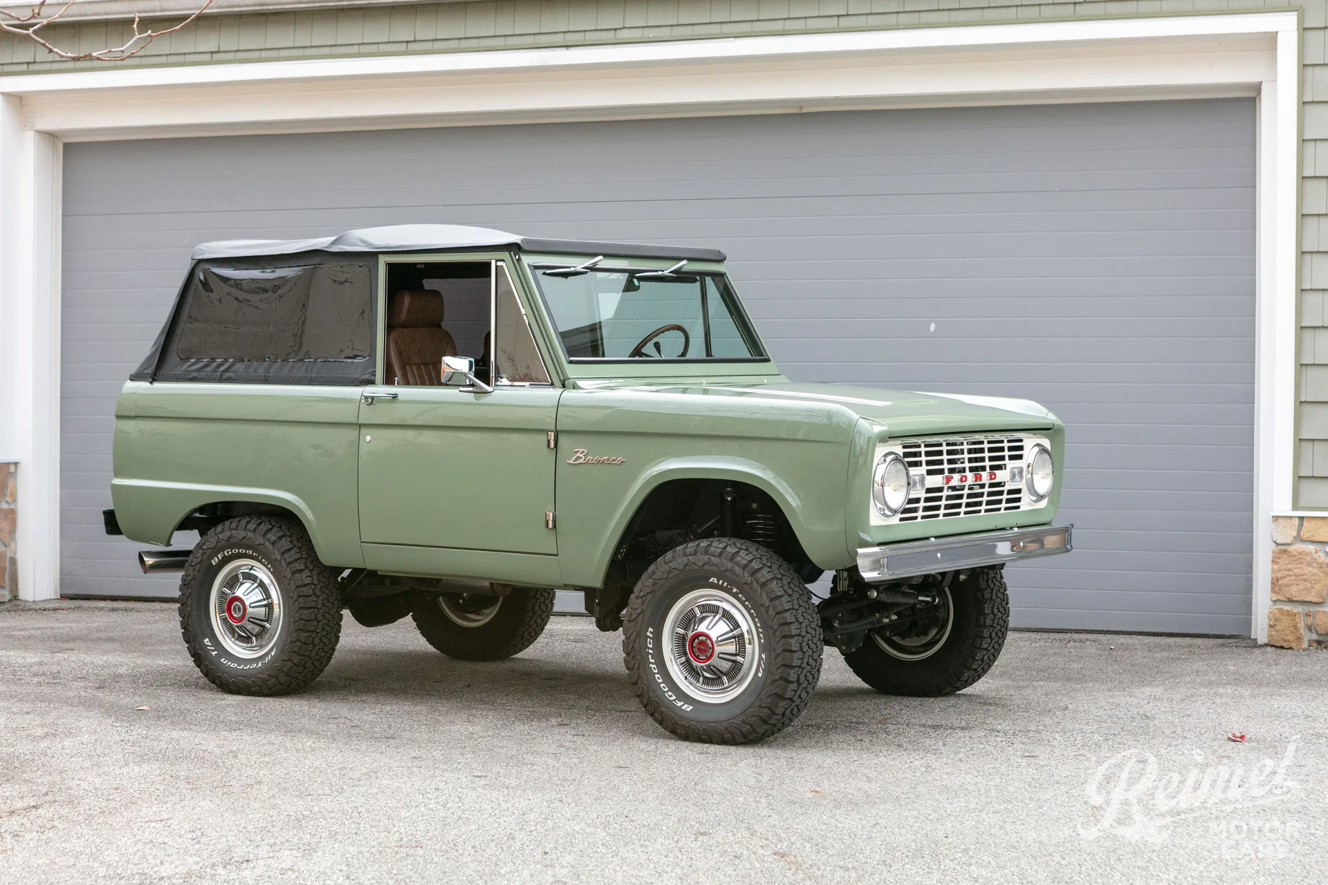 Sold: 1966 Ford Bronco