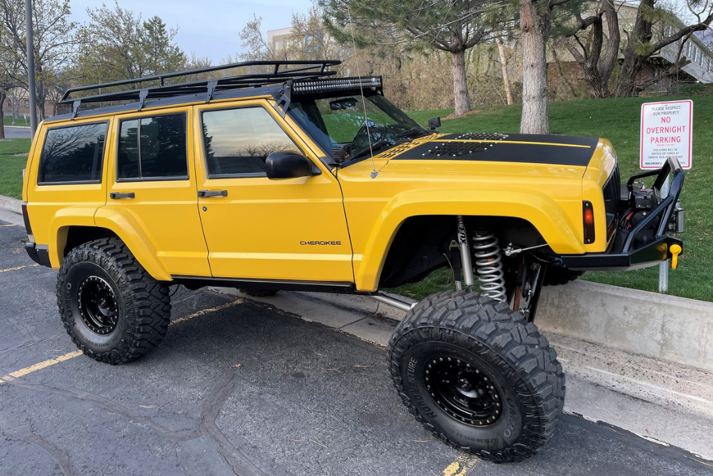 Sold: Heavily-Modified Solar Yellow 2000 Jeep Cherokee XJ-1