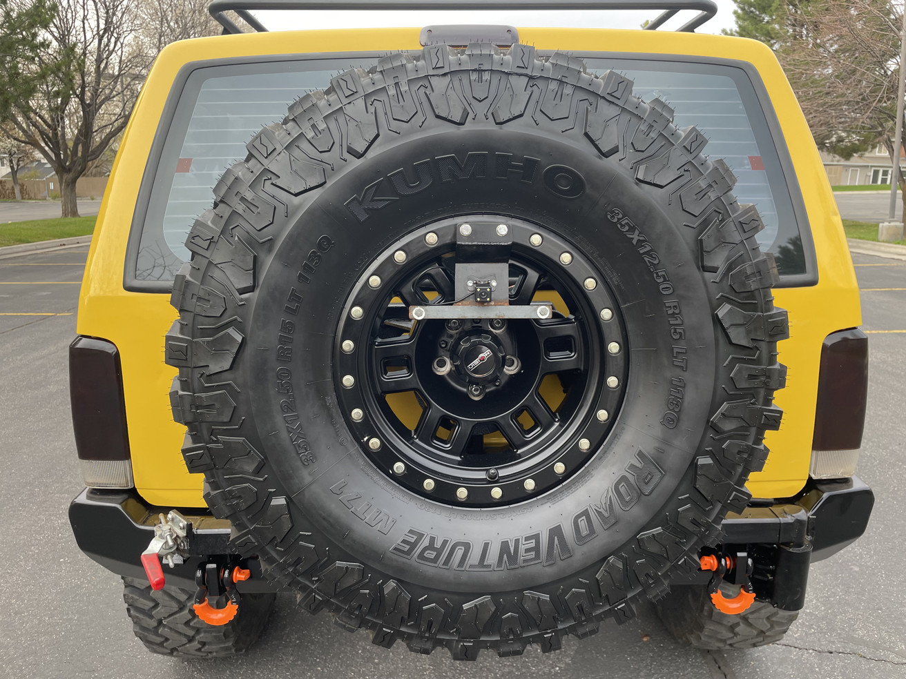 Sold: Heavily-Modified Solar Yellow 2000 Jeep Cherokee XJ - 3