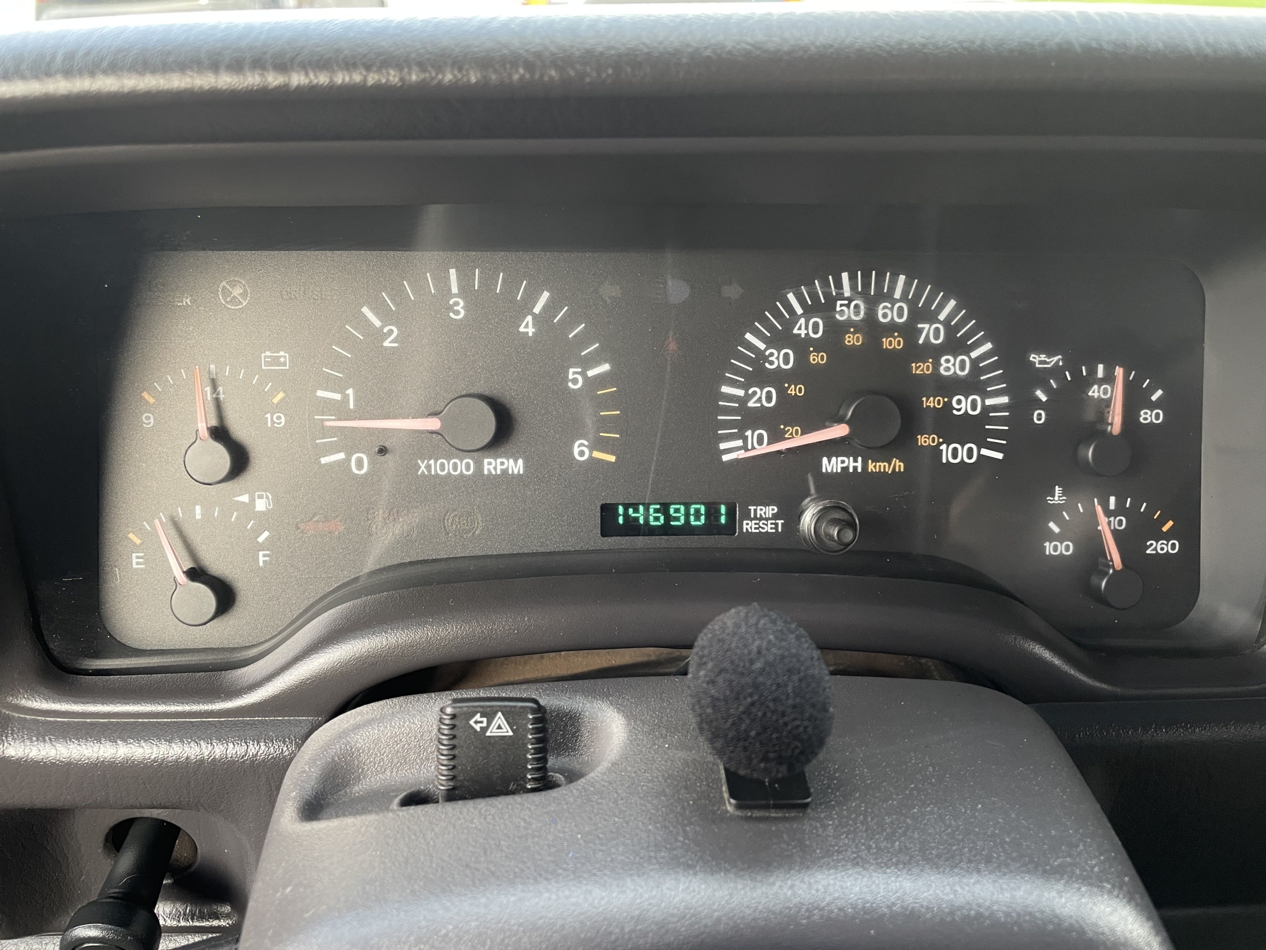 Sold: Heavily-Modified Solar Yellow 2000 Jeep Cherokee XJ