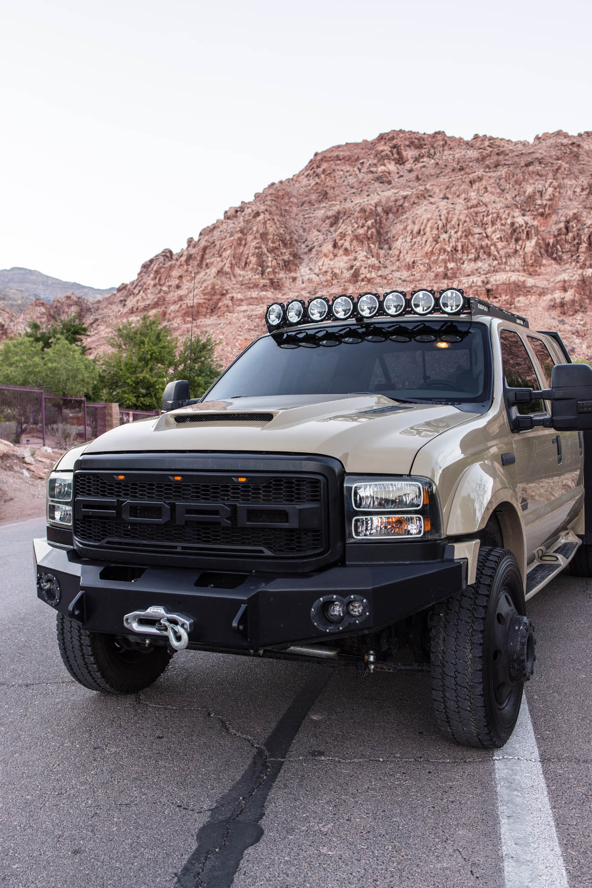 Sold: 2007 Ford F-550 Lariat