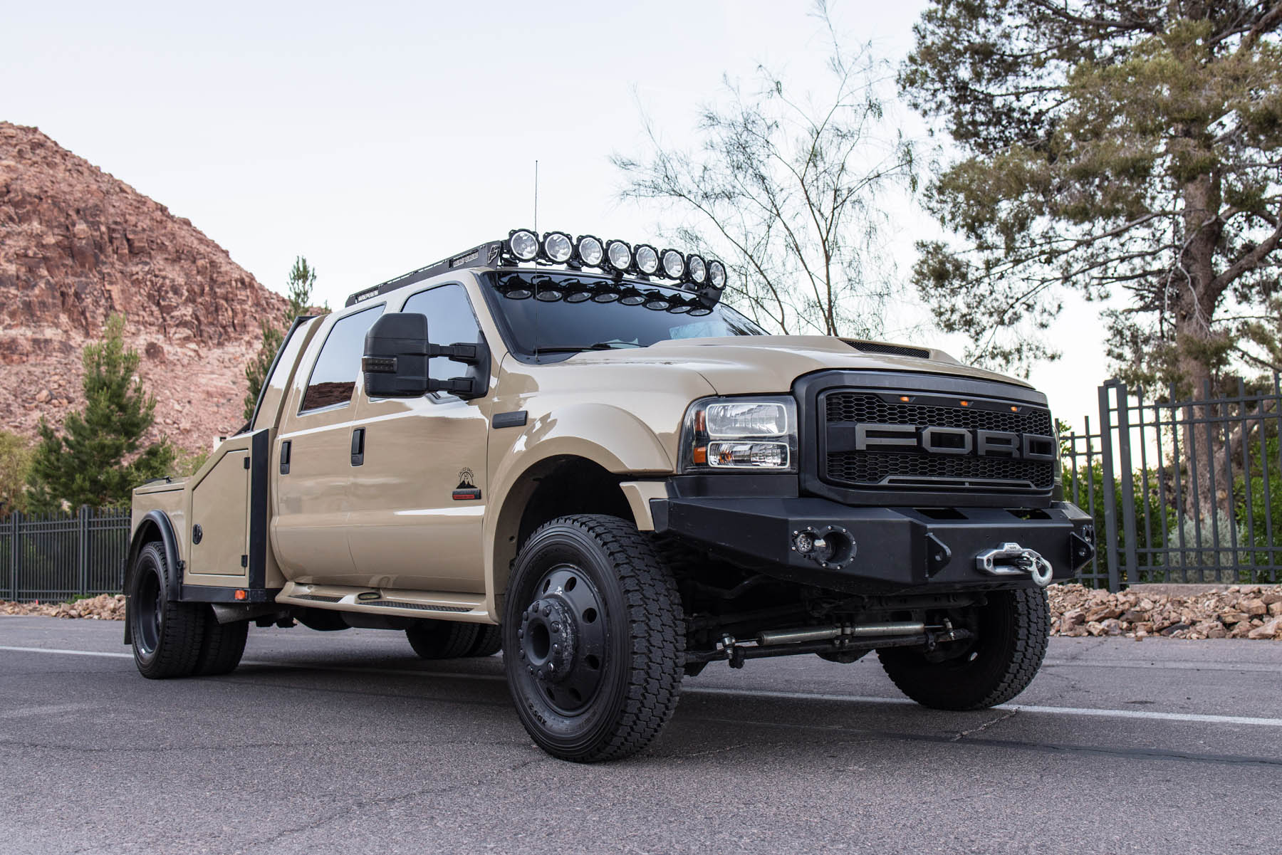 Sold: 2007 Ford F-550 Lariat