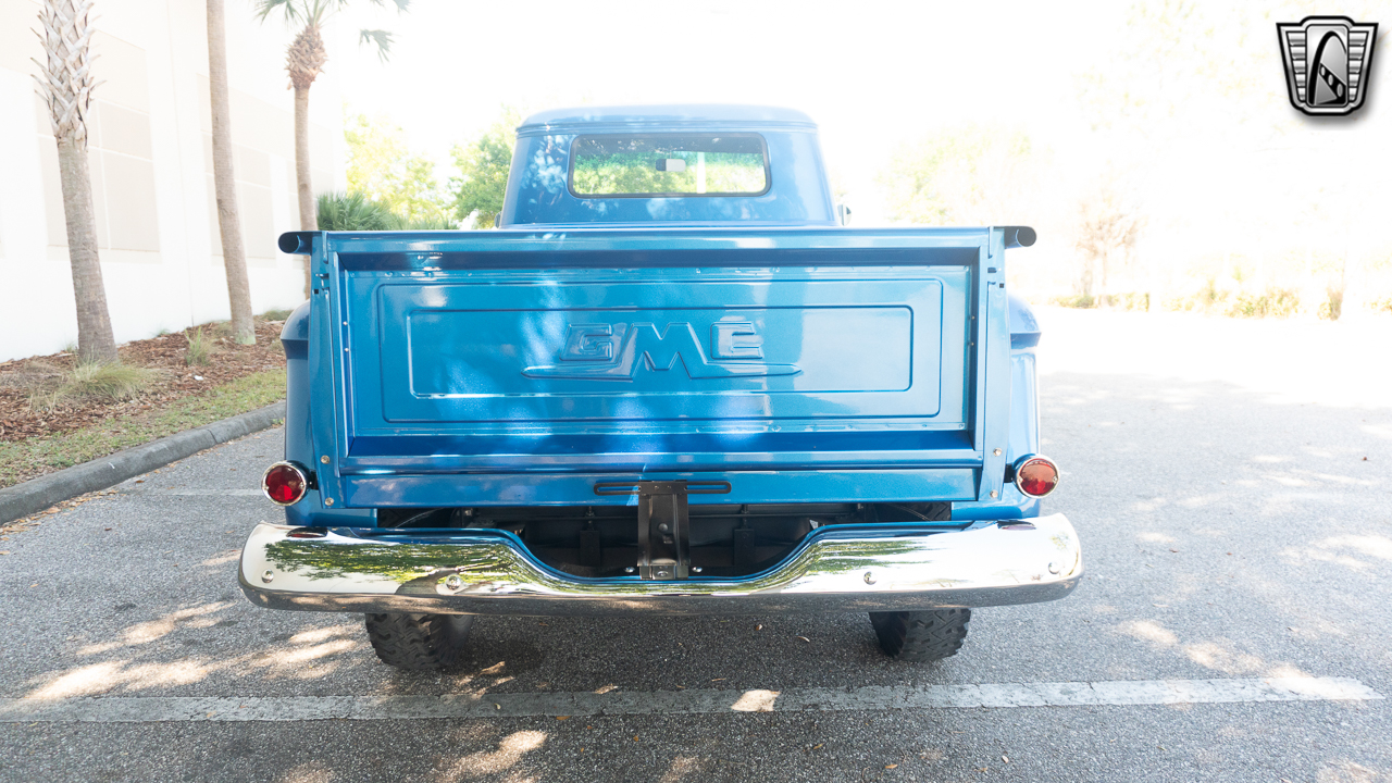 Sold: 1957 GMC 100 NAPCO 4x4
