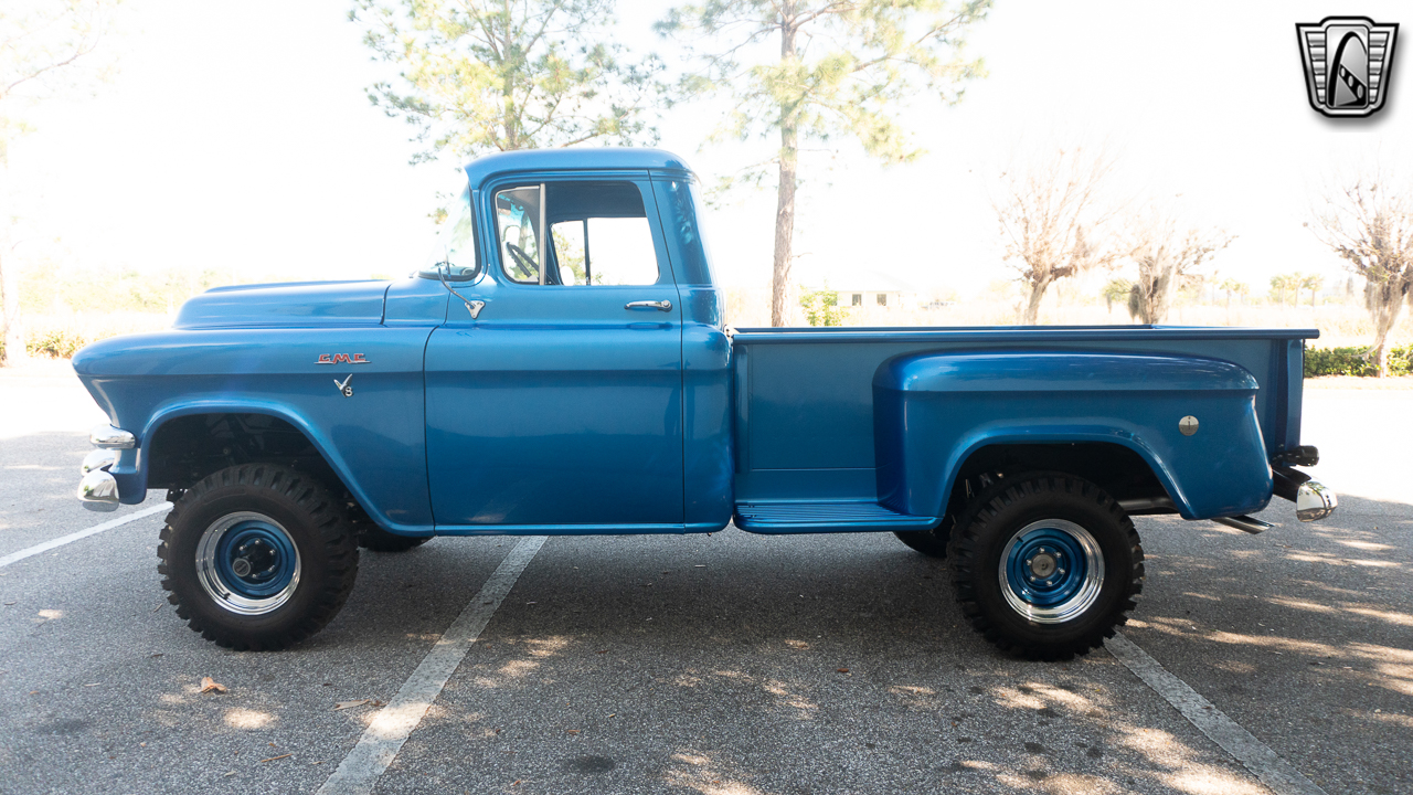 Sold: 1957 GMC 100 NAPCO 4x4