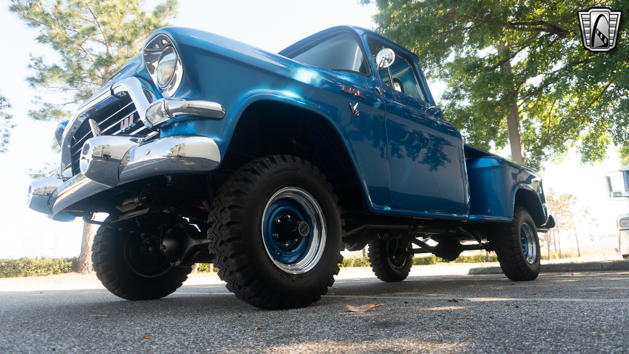 Sold: 1957 GMC 100 NAPCO 4x4