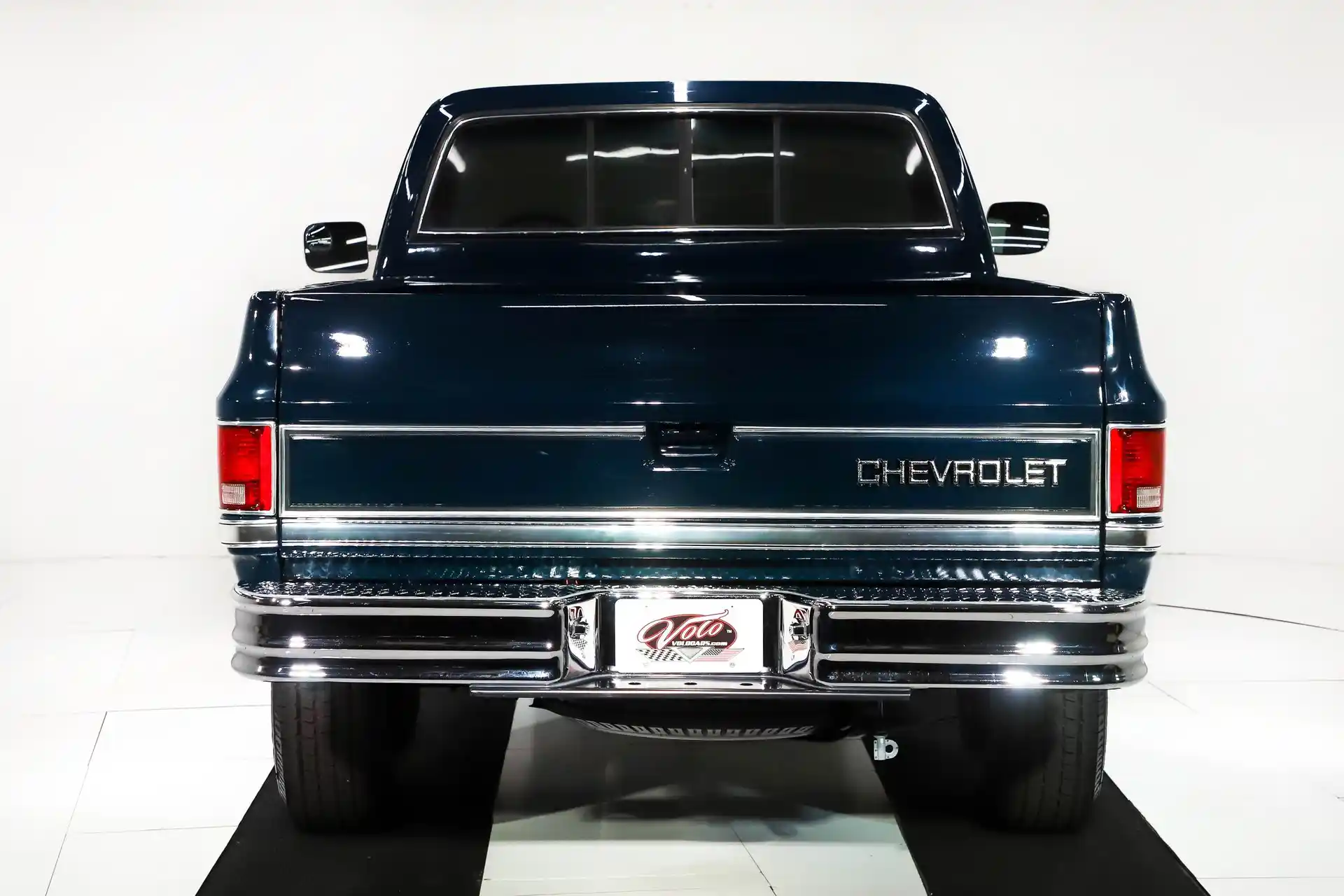 1985 Chevrolet K20 Silverado - 3