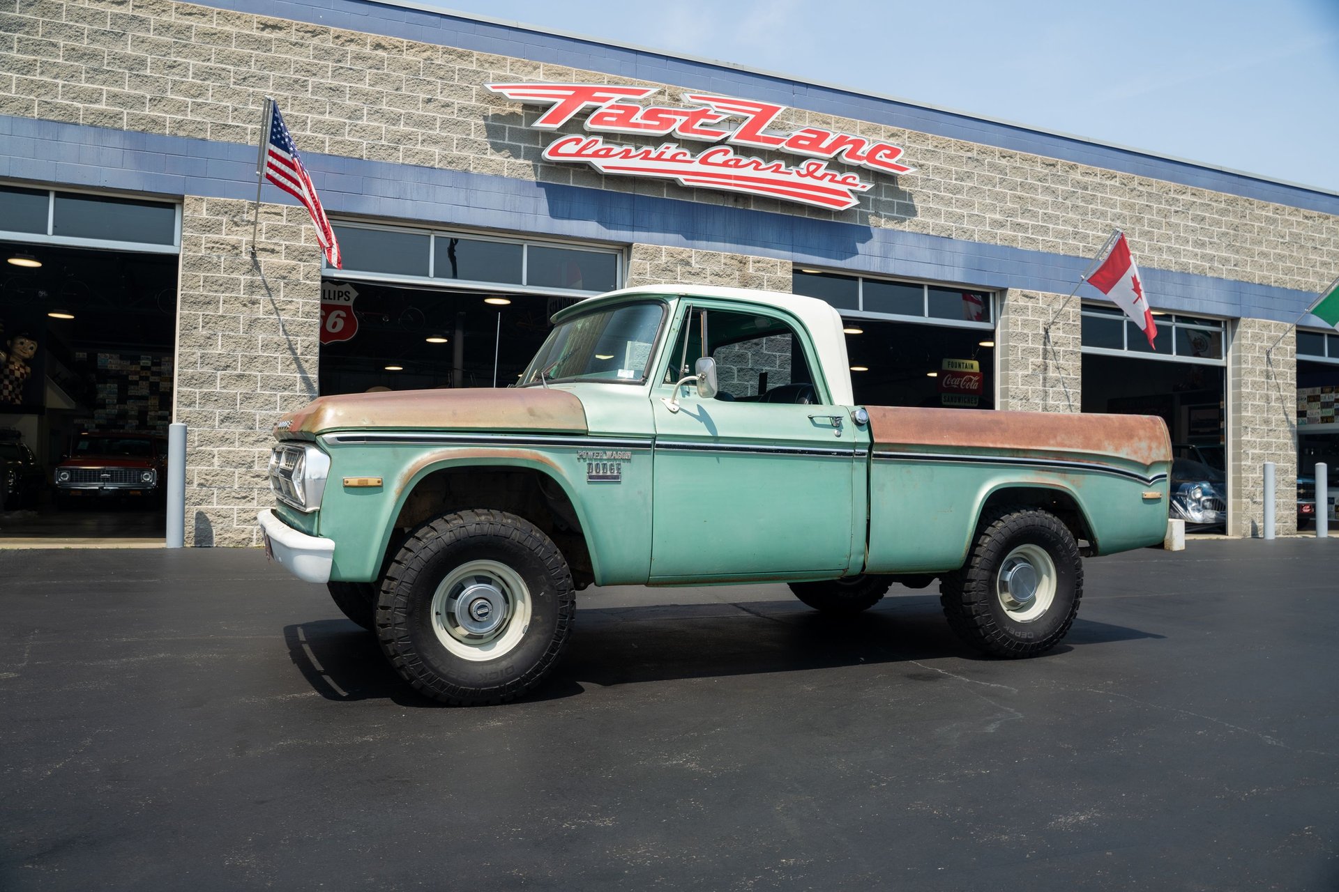 Sold: 1971 Dodge W100 Power Wagon