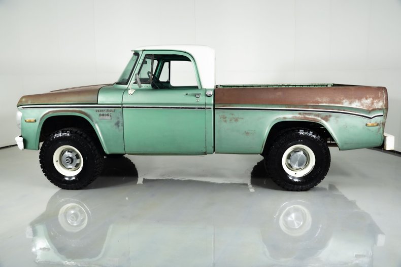 Sold: 1971 Dodge W100 Power Wagon