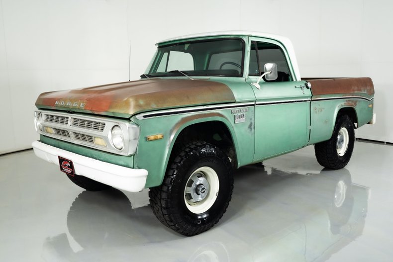 Sold: 1971 Dodge W100 Power Wagon