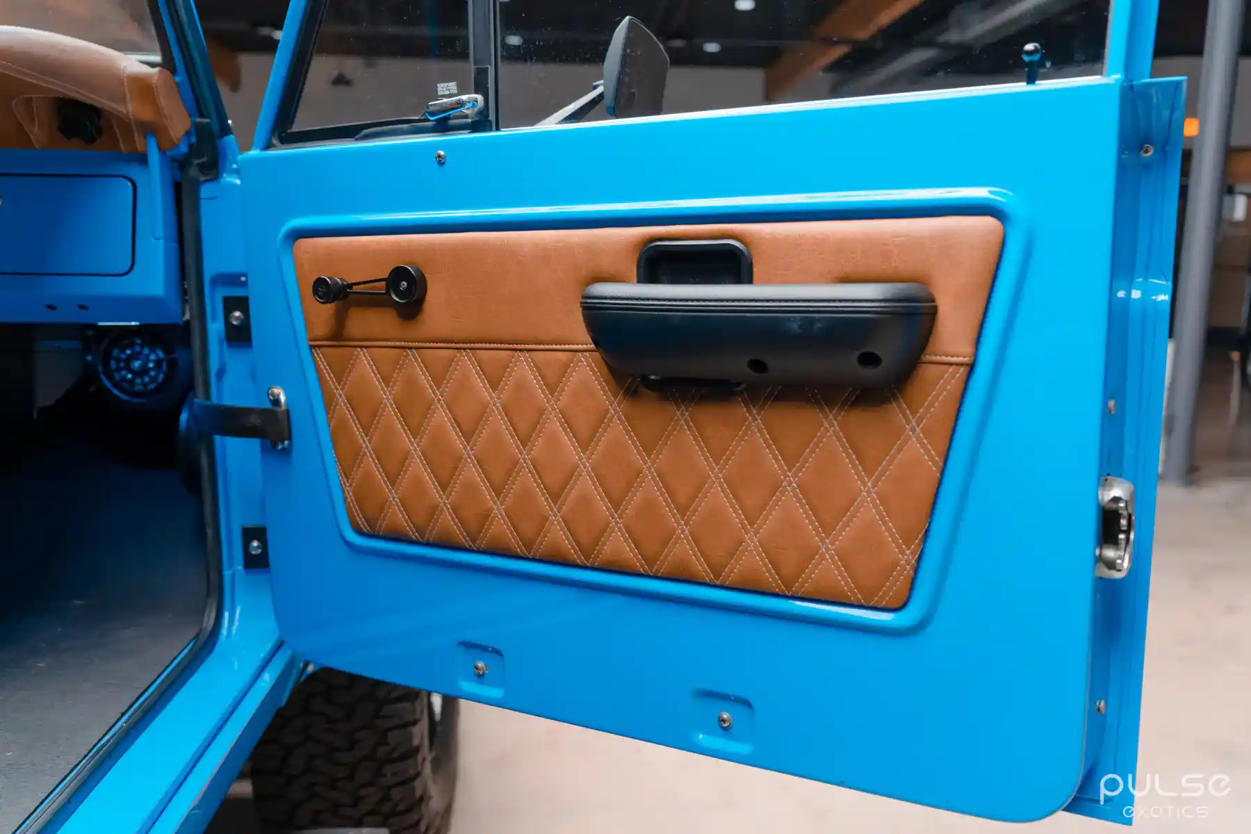1966 Ford Bronco - 4