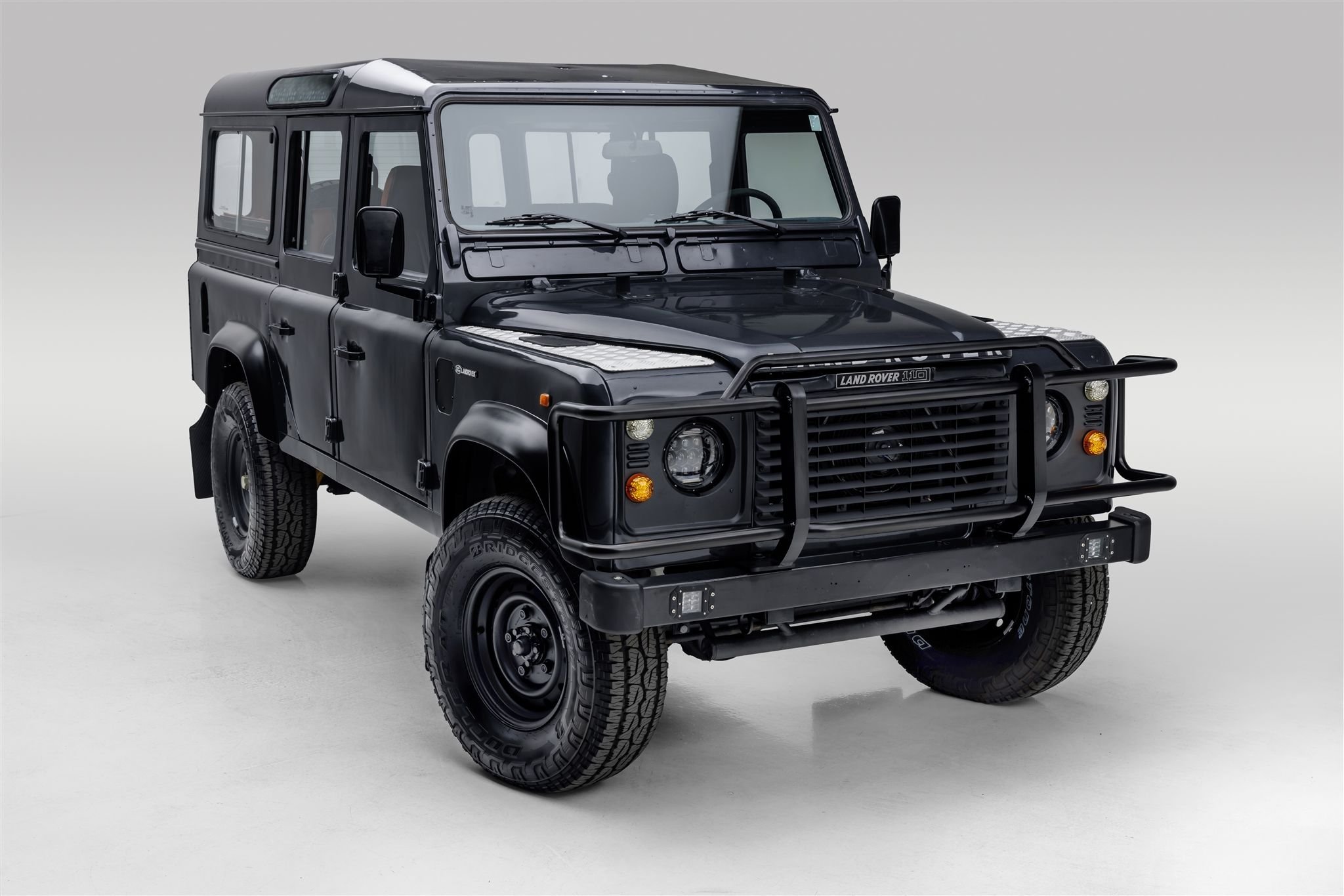 Sold: 1995 Land Rover Defender 110