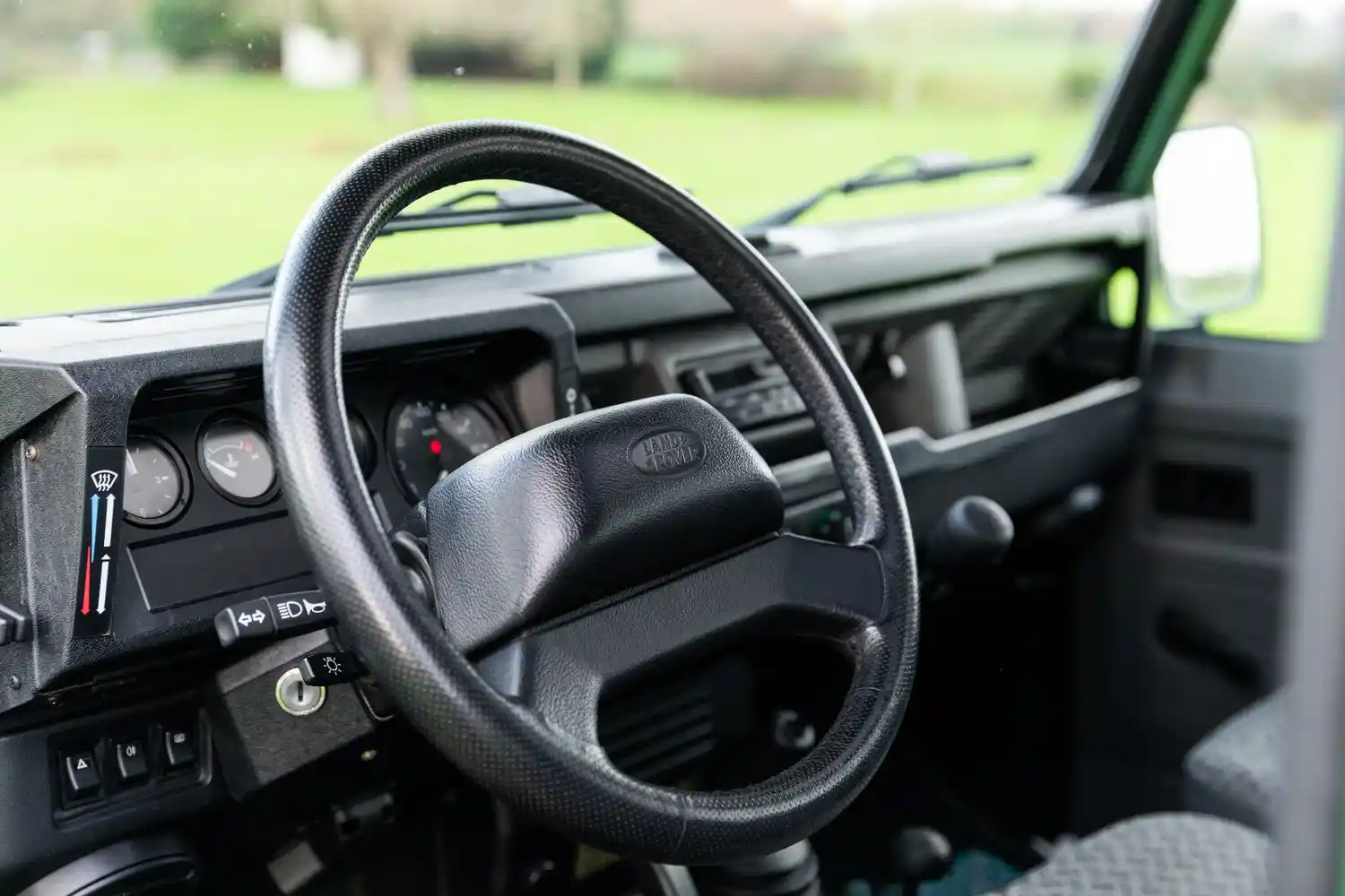 2000 Land Rover Defender 90