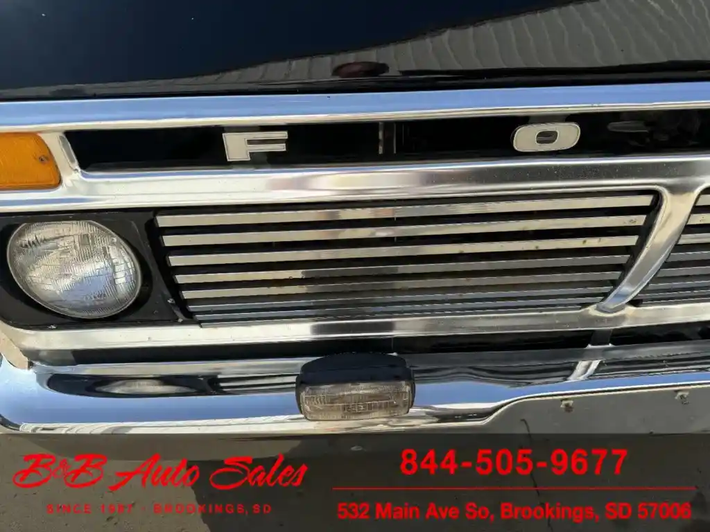 1977 Ford F-150 4×4 Shortbox