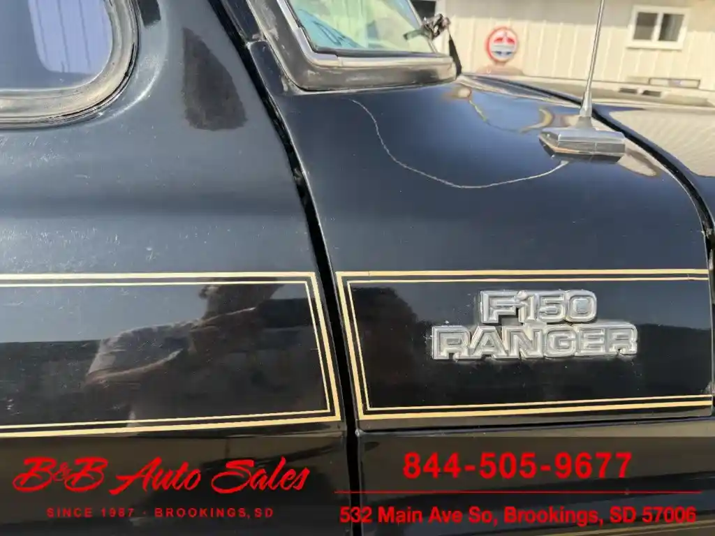 1977 Ford F-150 4×4 Shortbox