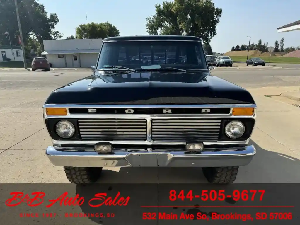 1977 Ford F-150 4×4 Shortbox