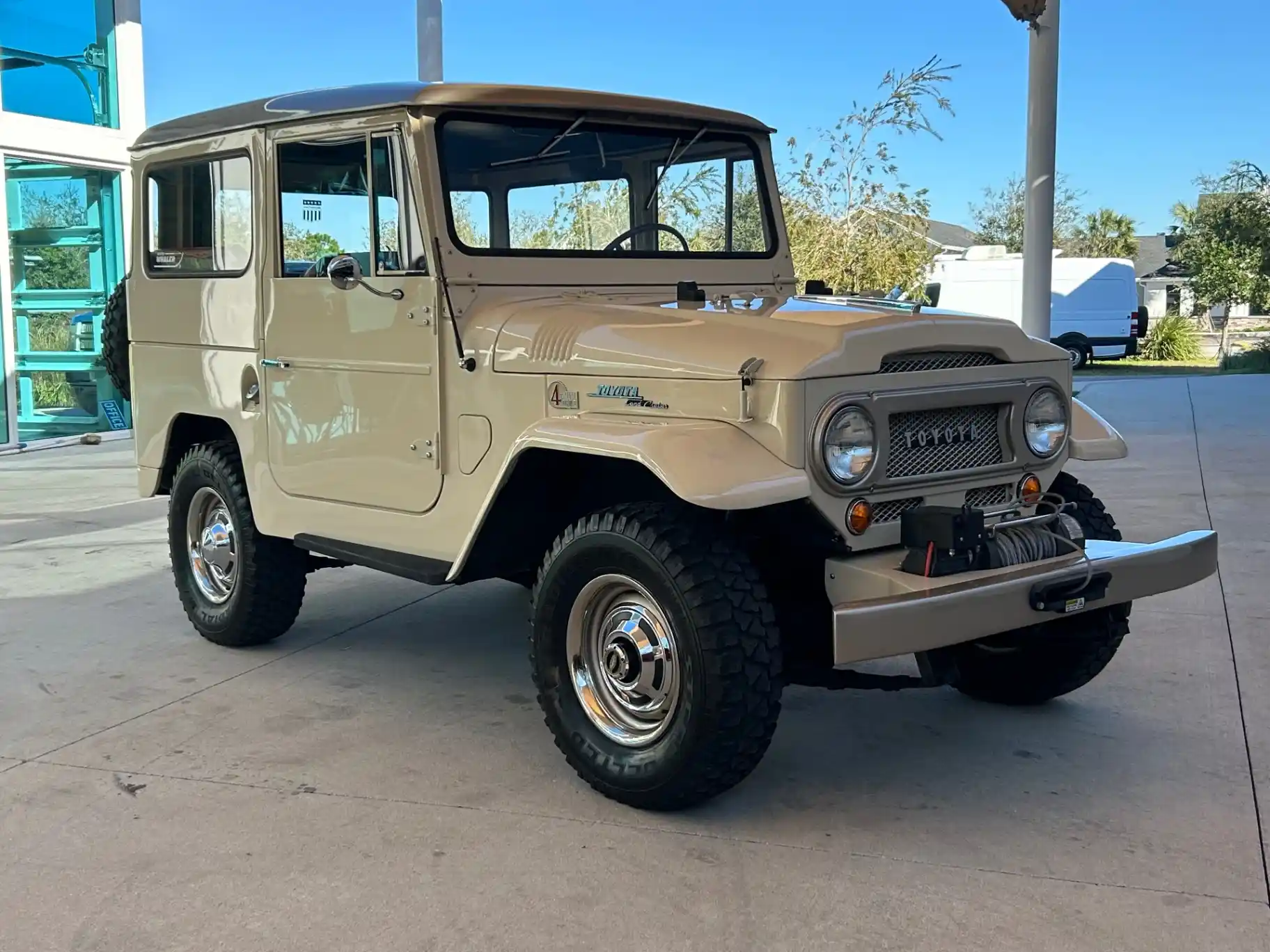 Restored 1970 Toyota Land Cruiser FJ40 - 2