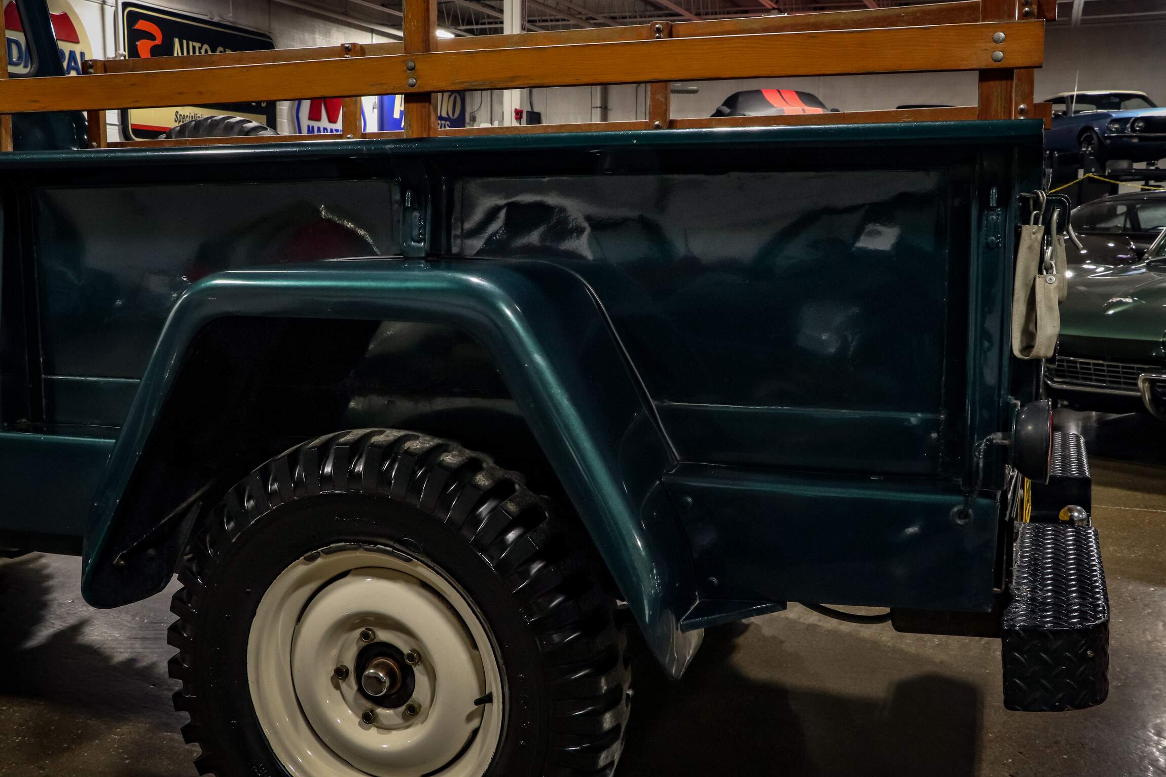 Sold: 1960 Jeep FC-170 4×4