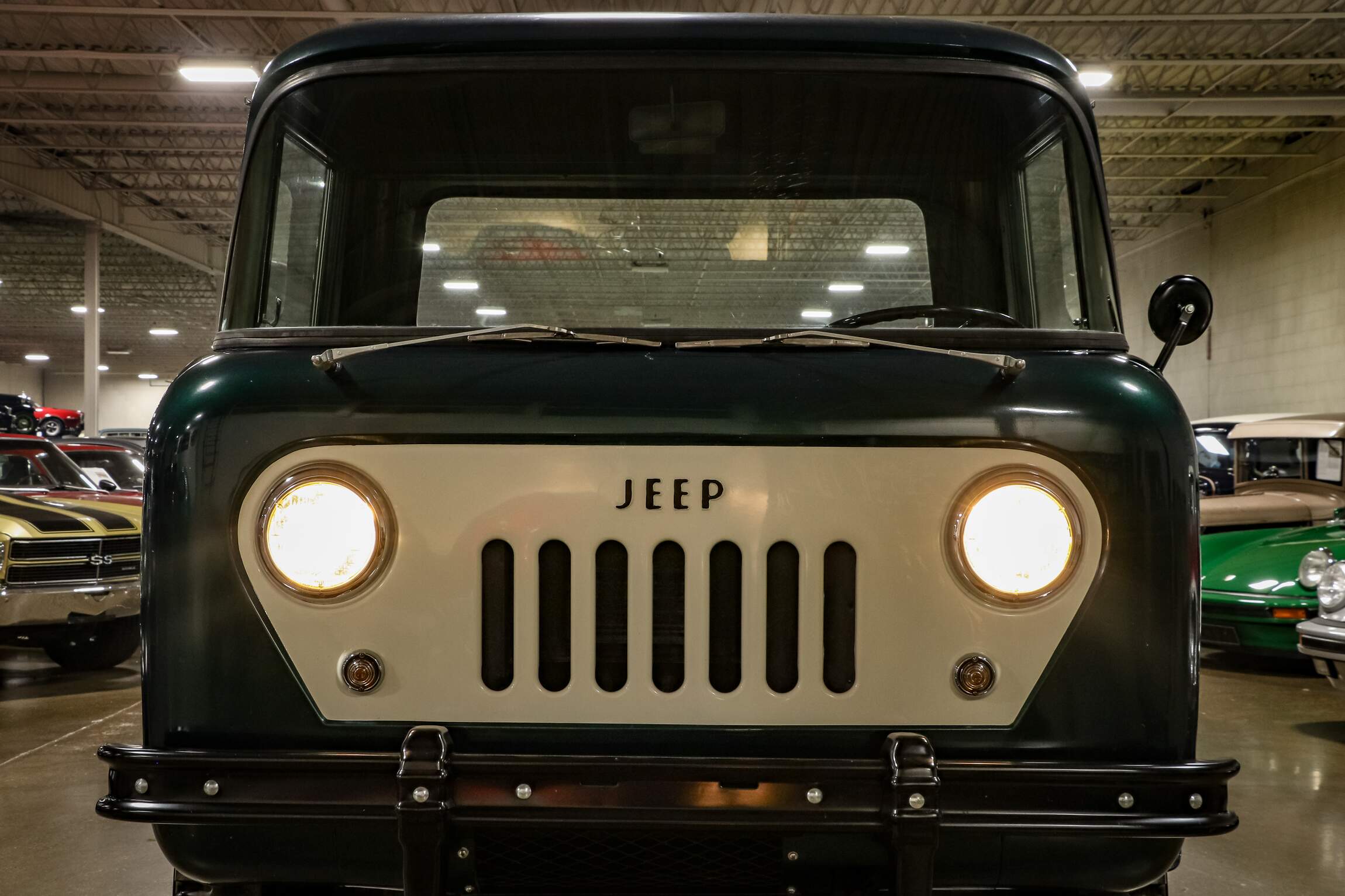 Sold: 1960 Jeep FC-170 4×4