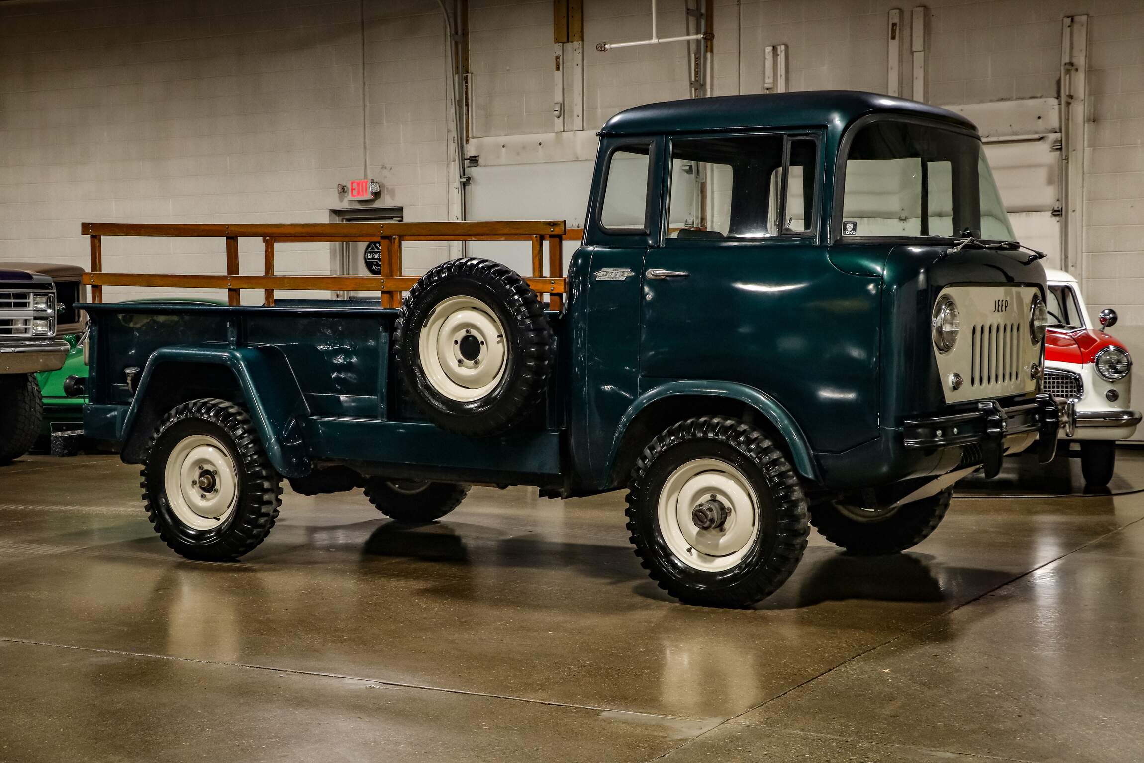 Sold: 1960 Jeep FC-170 4×4