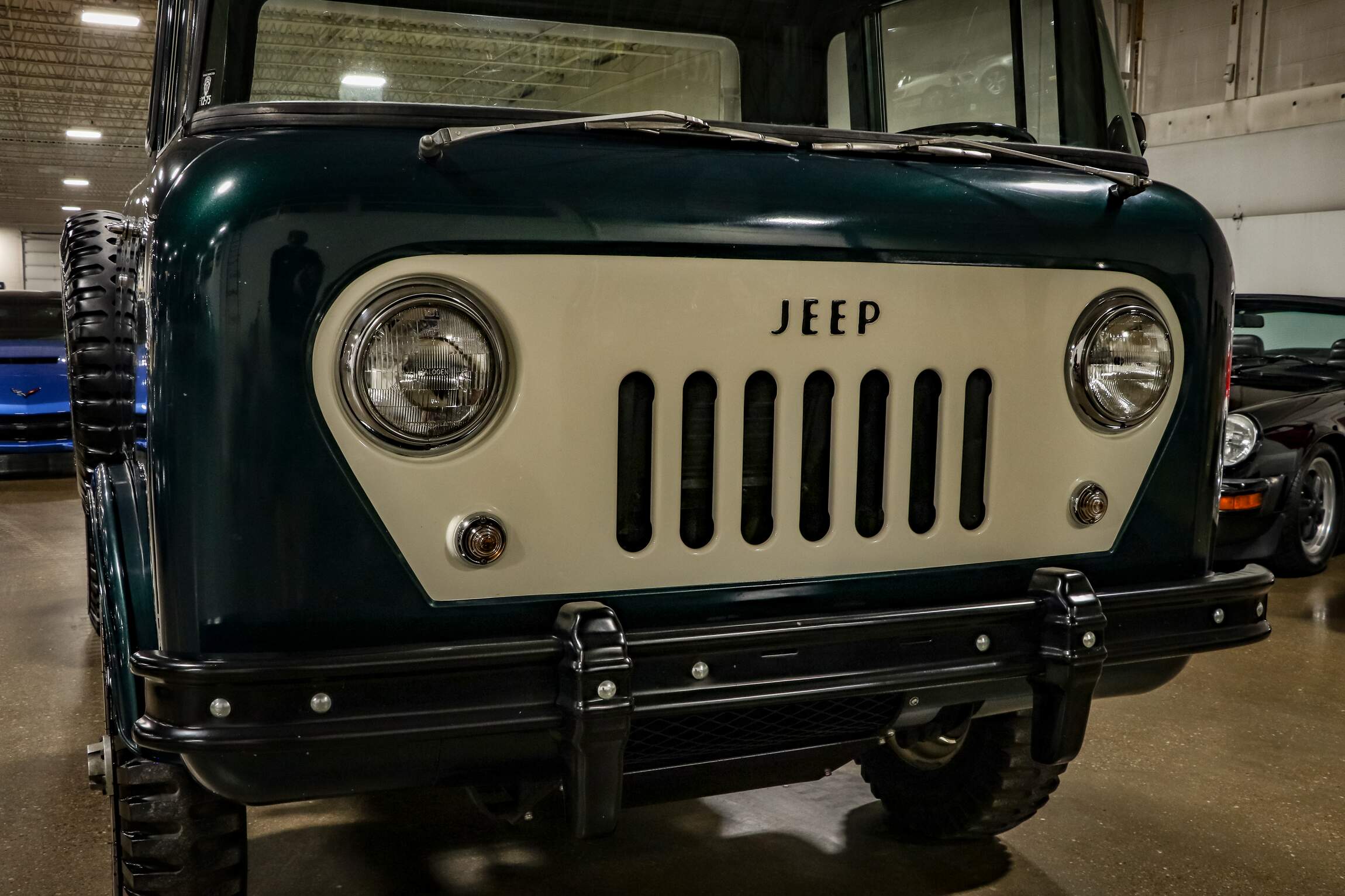Sold: 1960 Jeep FC-170 4×4