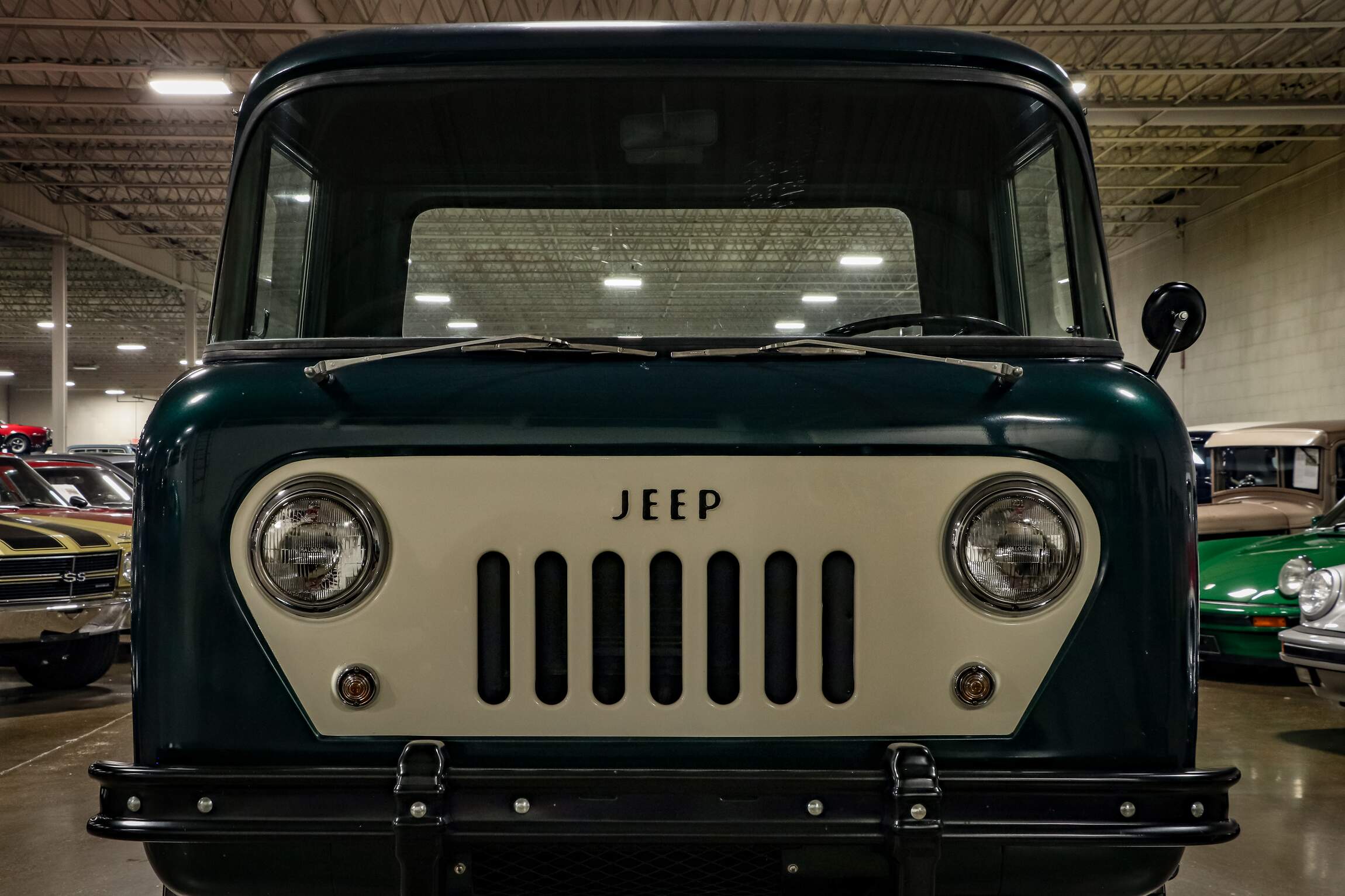 Sold: 1960 Jeep FC-170 4×4