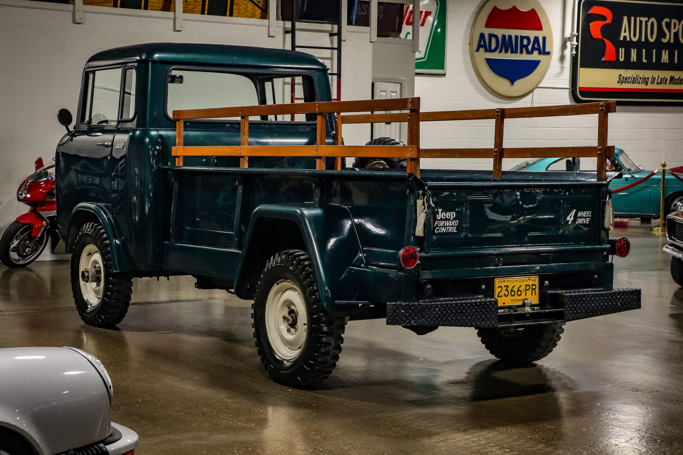 Sold: 1960 Jeep FC-170 4×4
