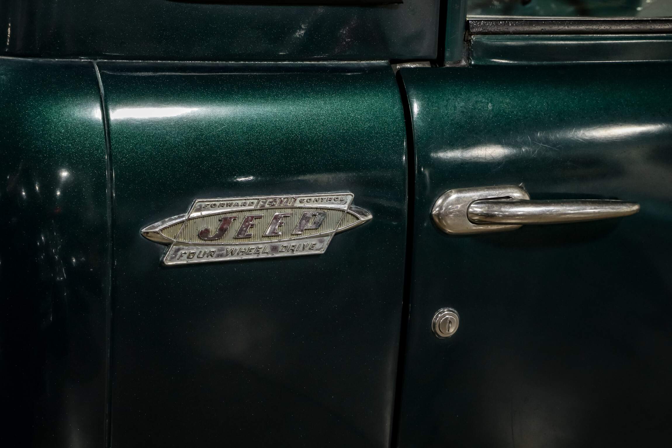 Sold: 1960 Jeep FC-170 4×4