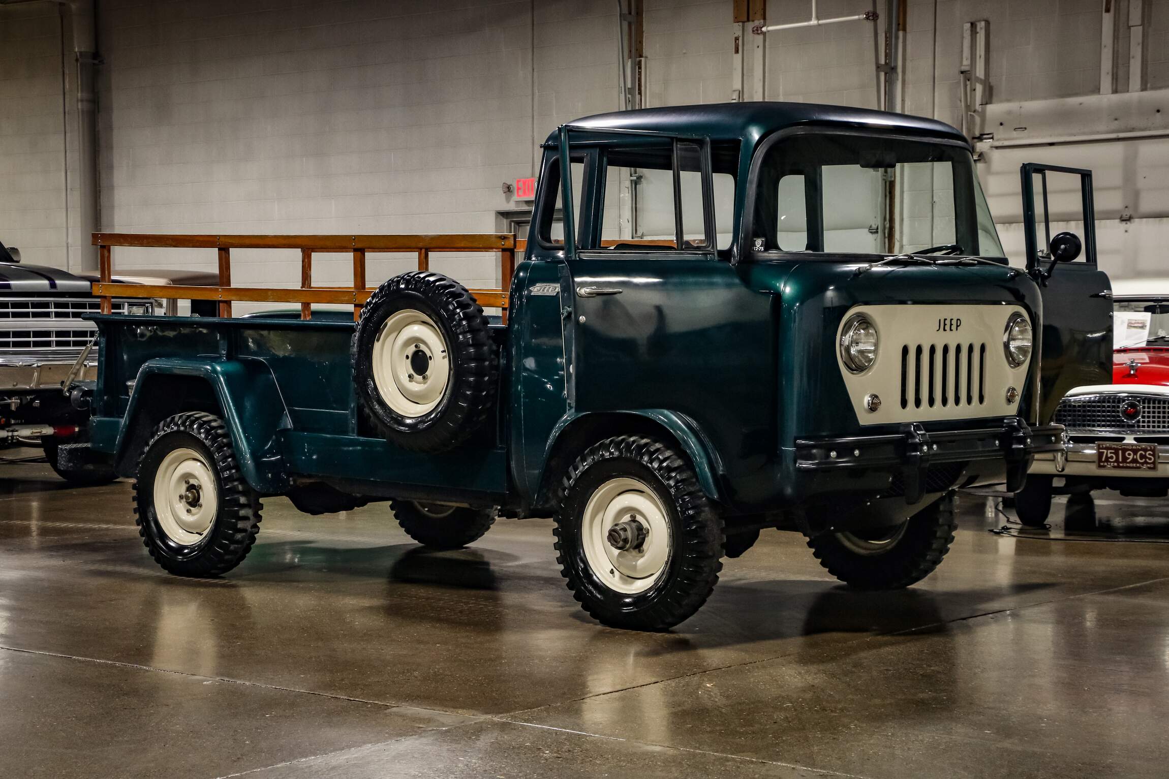Sold: 1960 Jeep FC-170 4×4