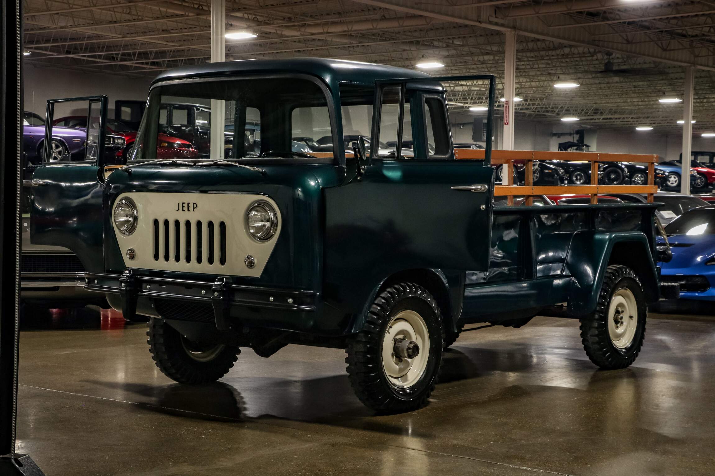 Sold: 1960 Jeep FC-170 4×4