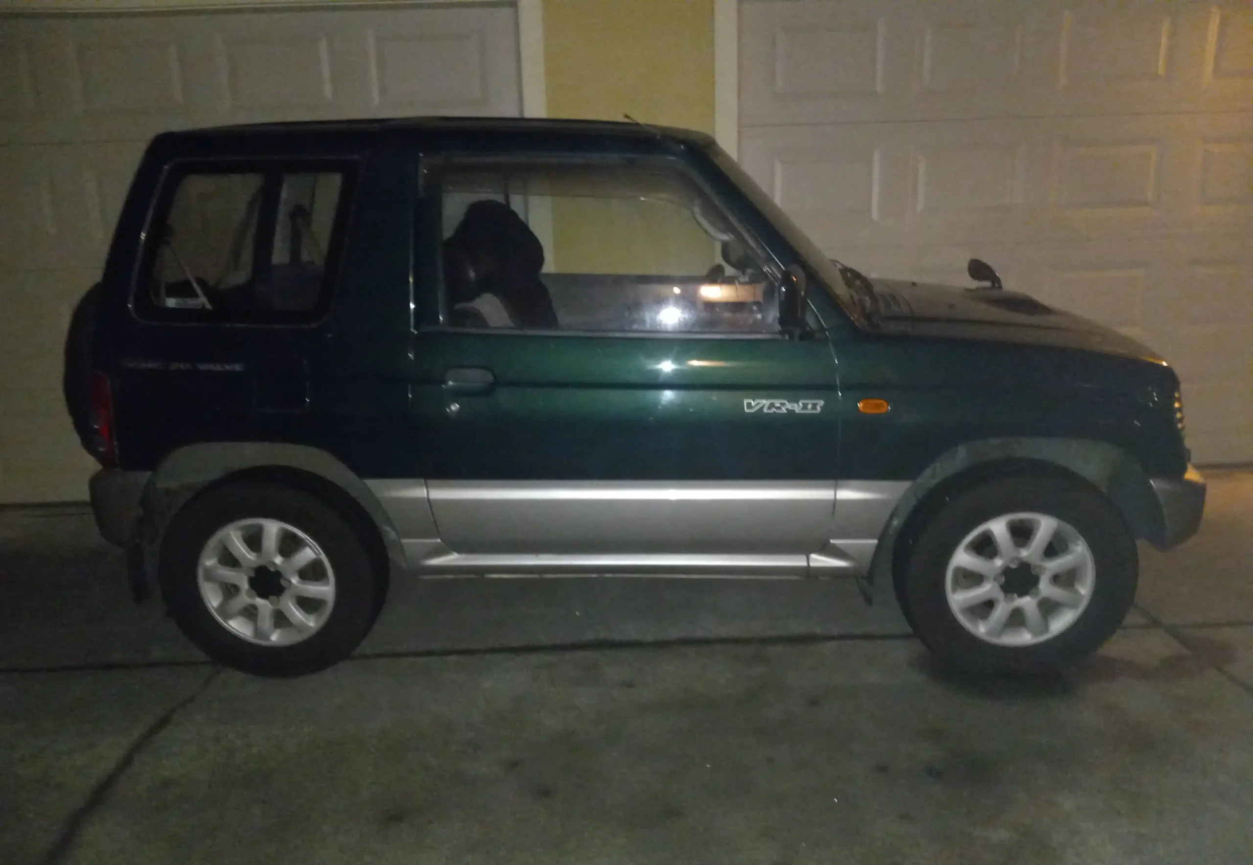  Mitsubishi Pajero