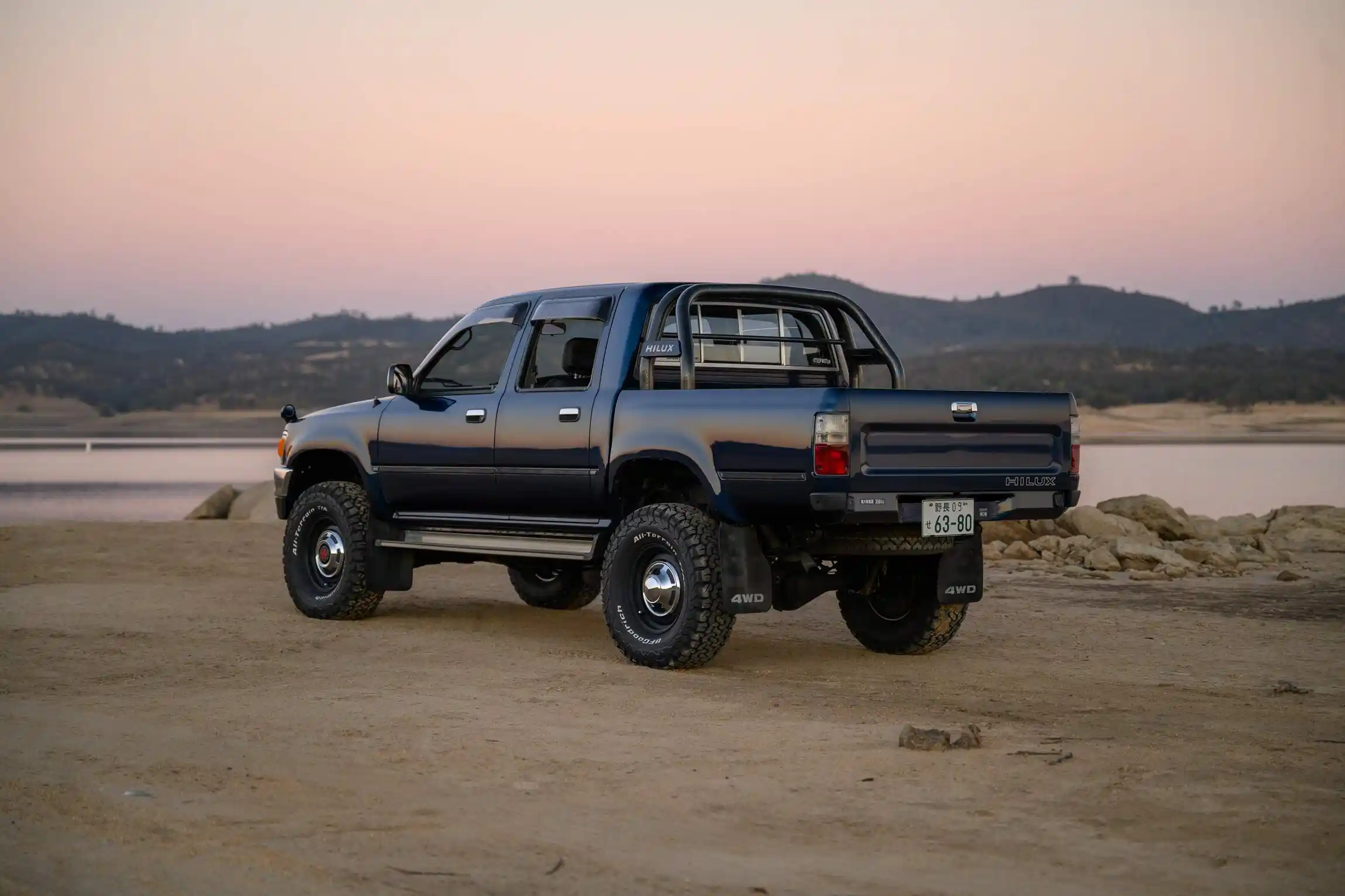 Sold: 1996 Toyota Hilux SSR 4×4