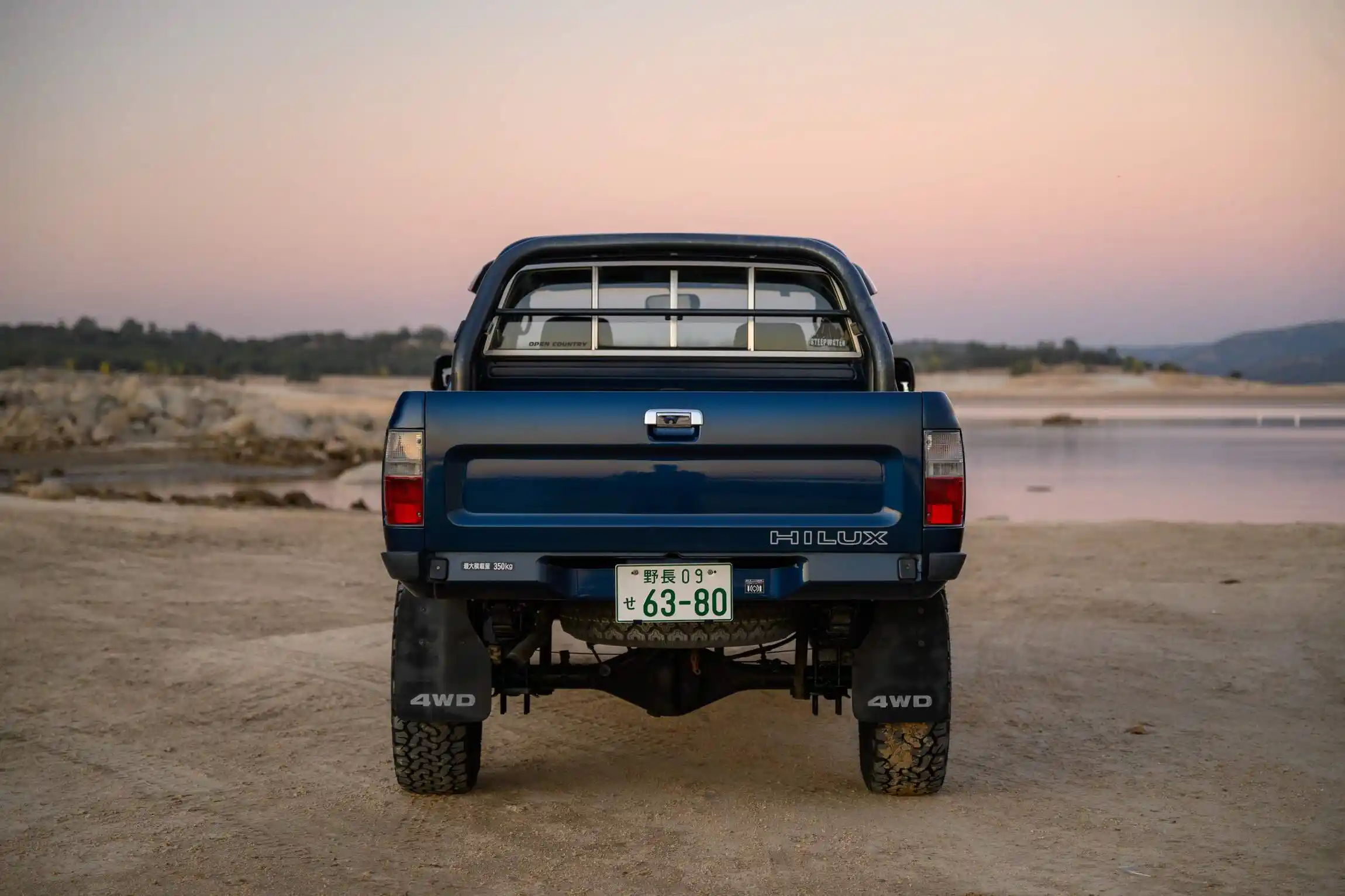 Sold: 1996 Toyota Hilux SSR 4×4