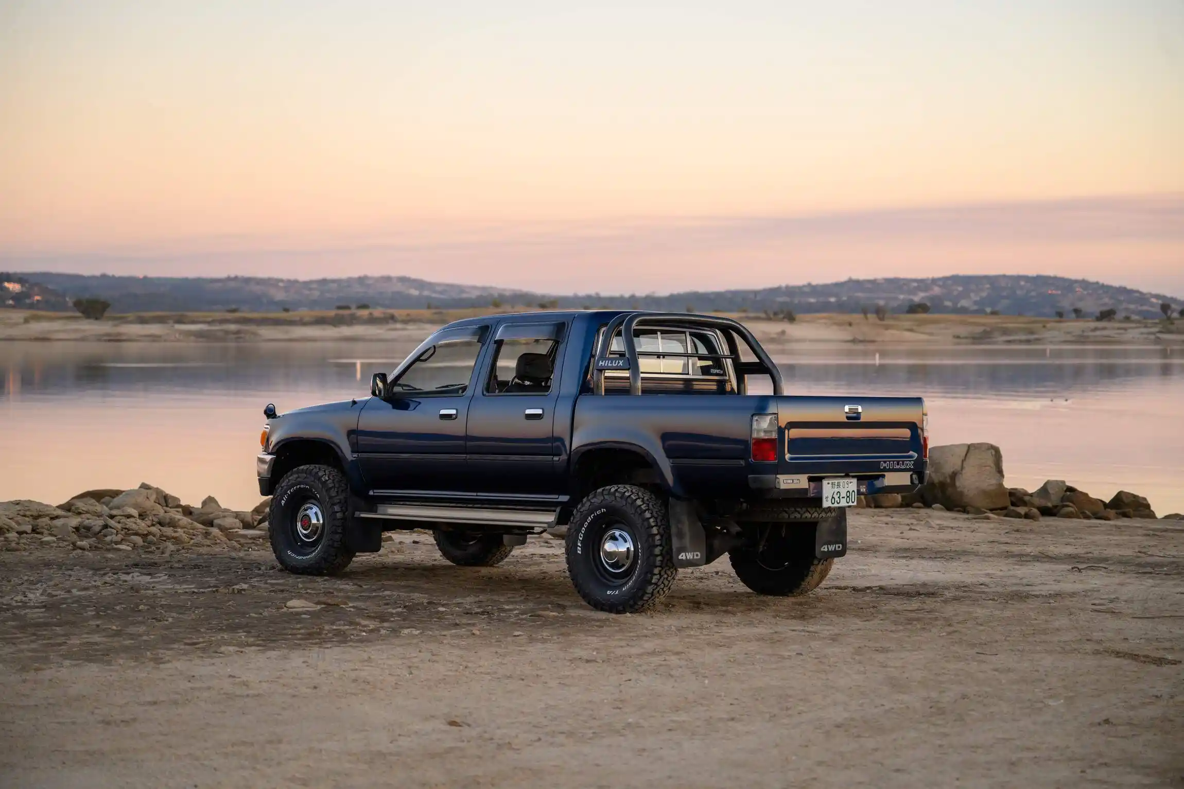 Sold: 1996 Toyota Hilux SSR 4×4
