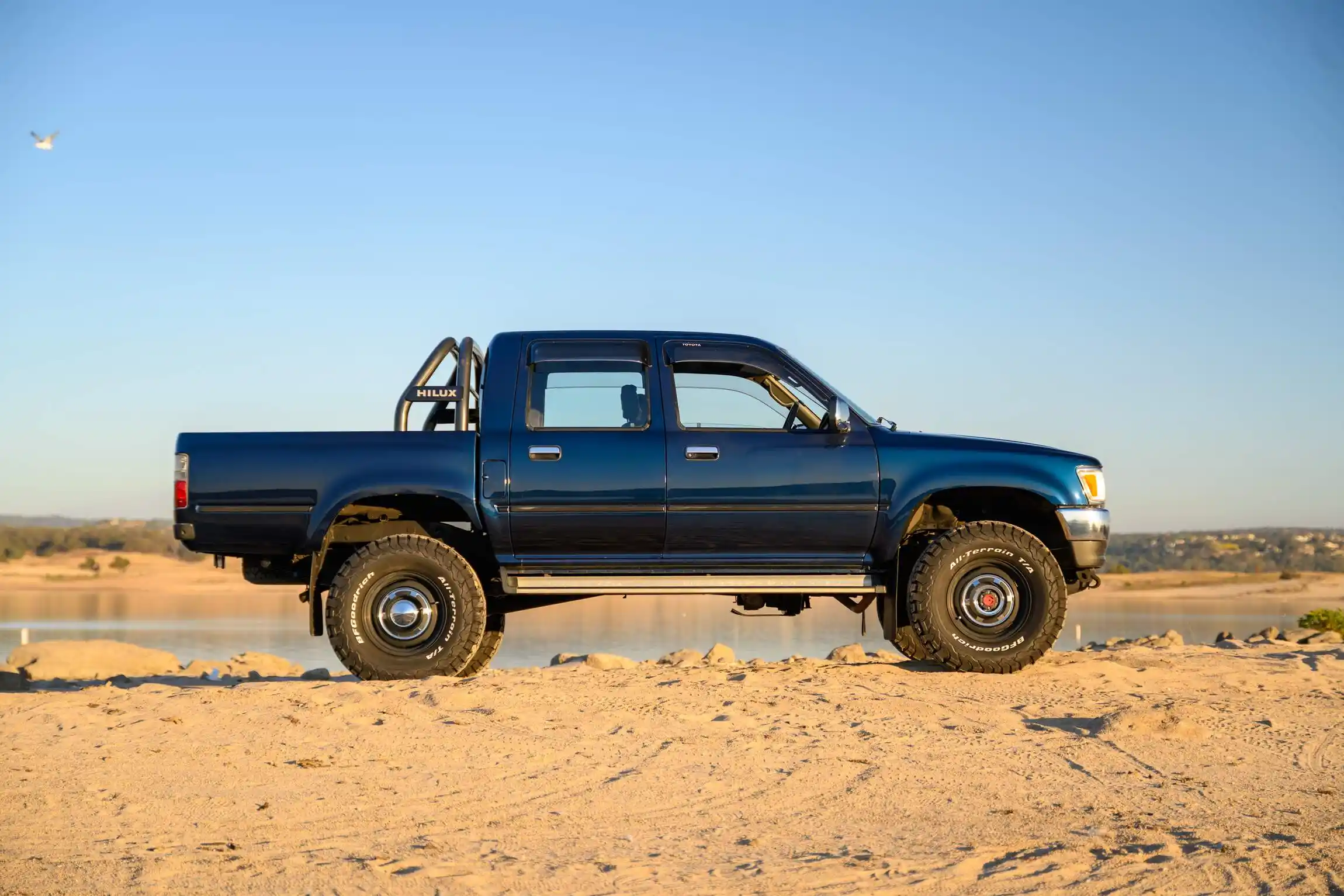 Sold: 1996 Toyota Hilux SSR 4×4