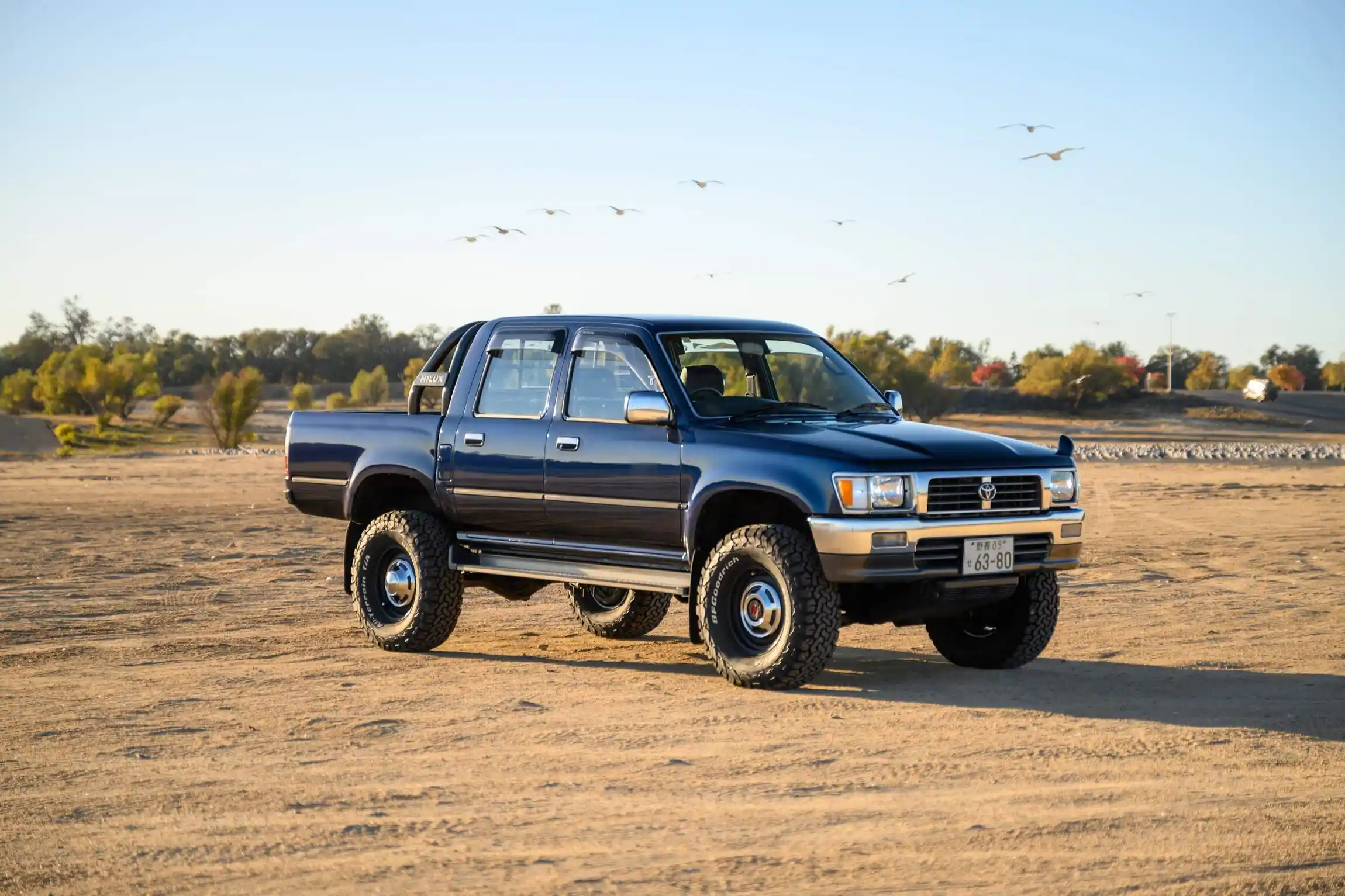 Sold: 1996 Toyota Hilux SSR 4×4