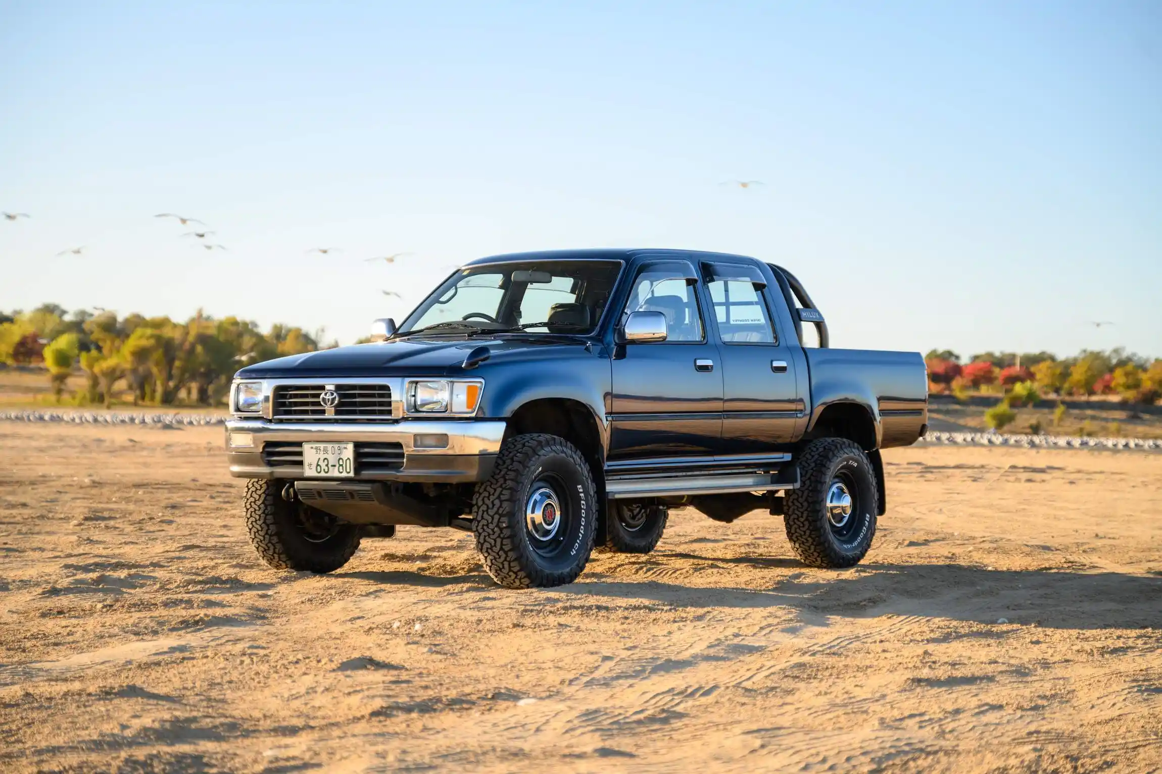 Sold: 1996 Toyota Hilux SSR 4×4