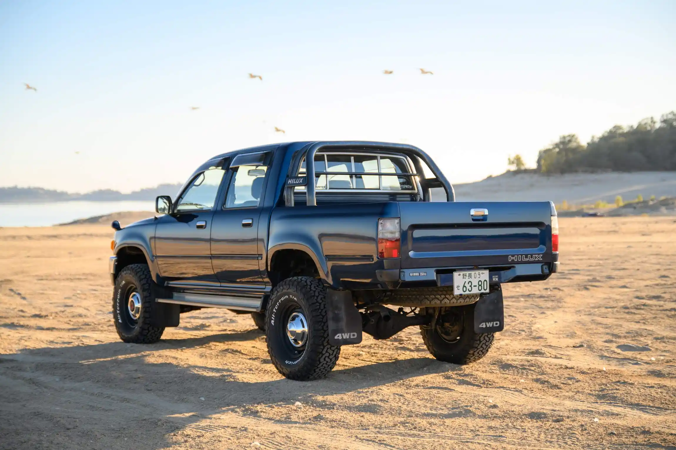 Sold: 1996 Toyota Hilux SSR 4×4