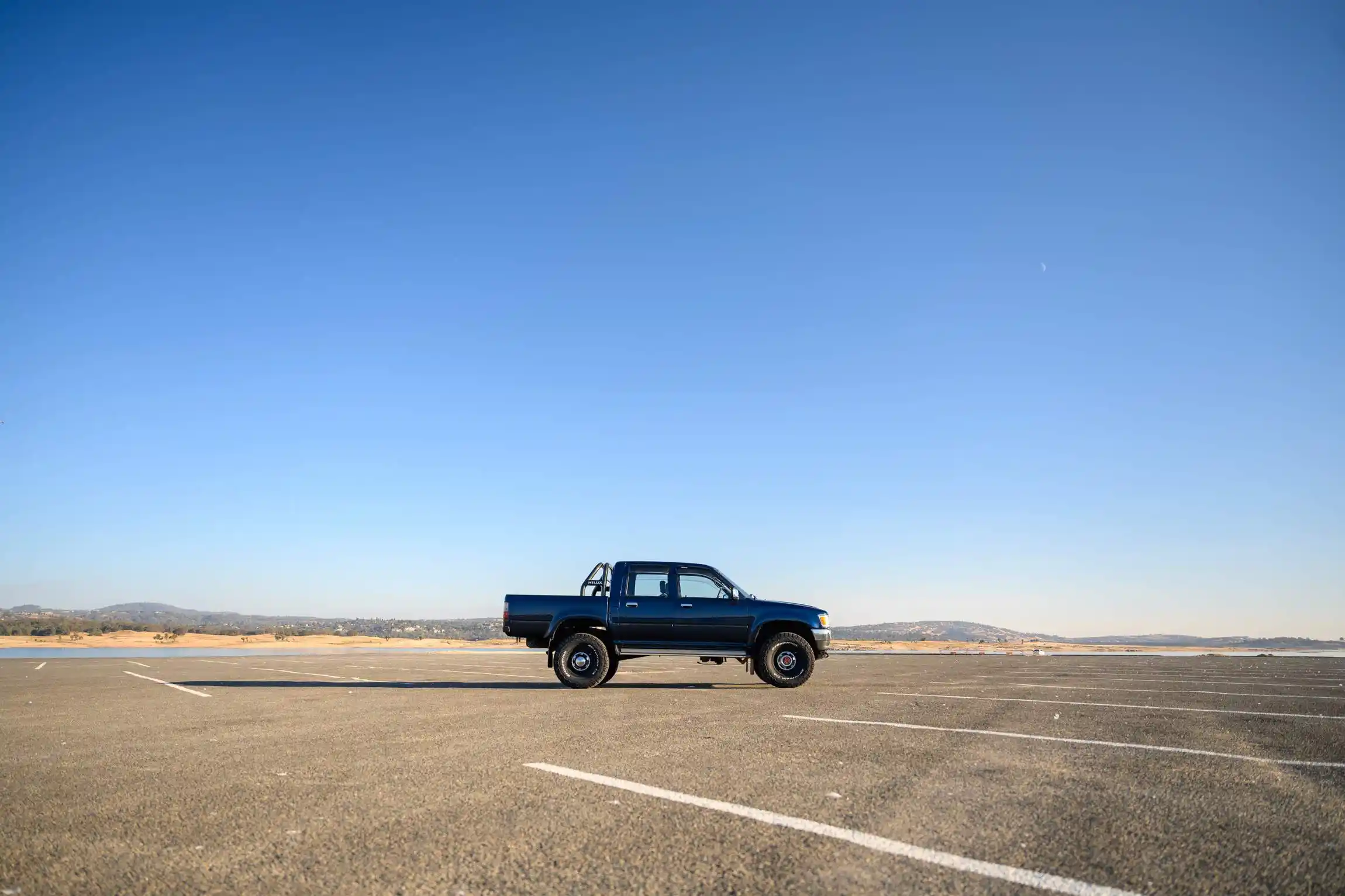 Sold: 1996 Toyota Hilux SSR 4×4