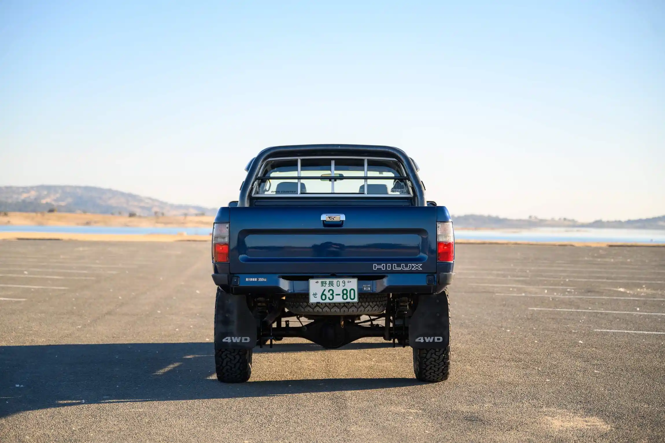 Sold: 1996 Toyota Hilux SSR 4×4